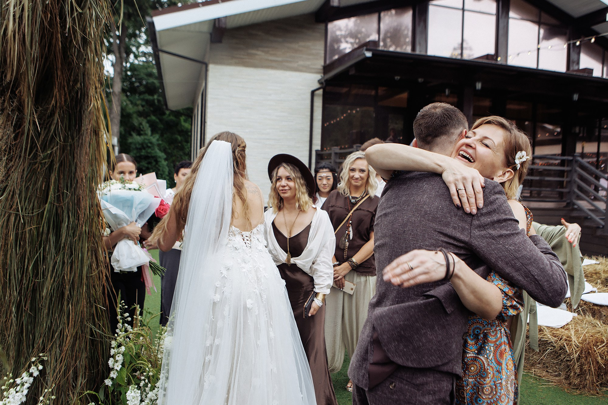 Костя и Даша 1.08.25. Свадебный фотограф Владивосток Алина Гевондова