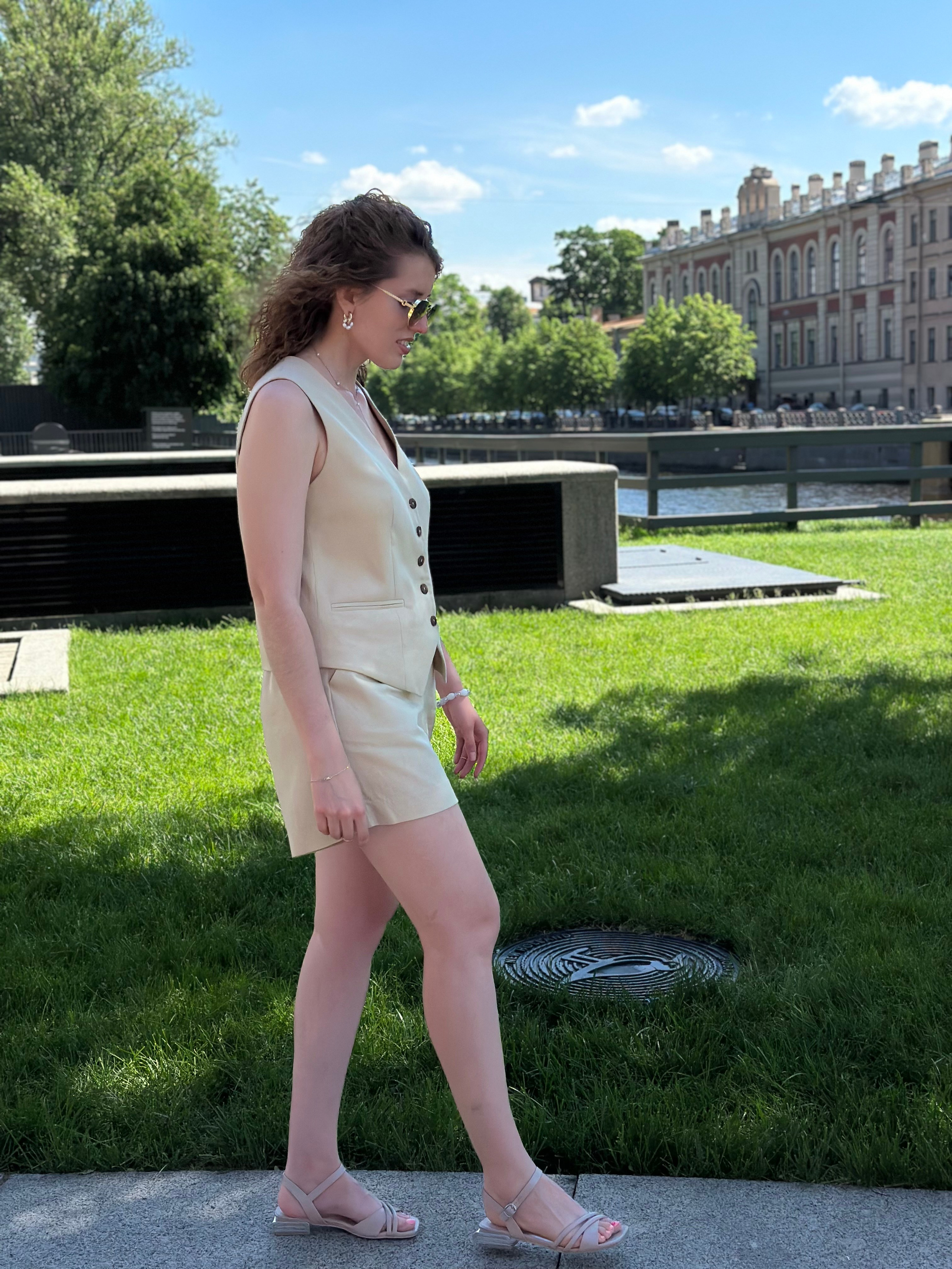 Прогулка по центру. КОНТЕНТ |БРЕНД фотограф Санкт-Петербург — Жанна Олтаржевская