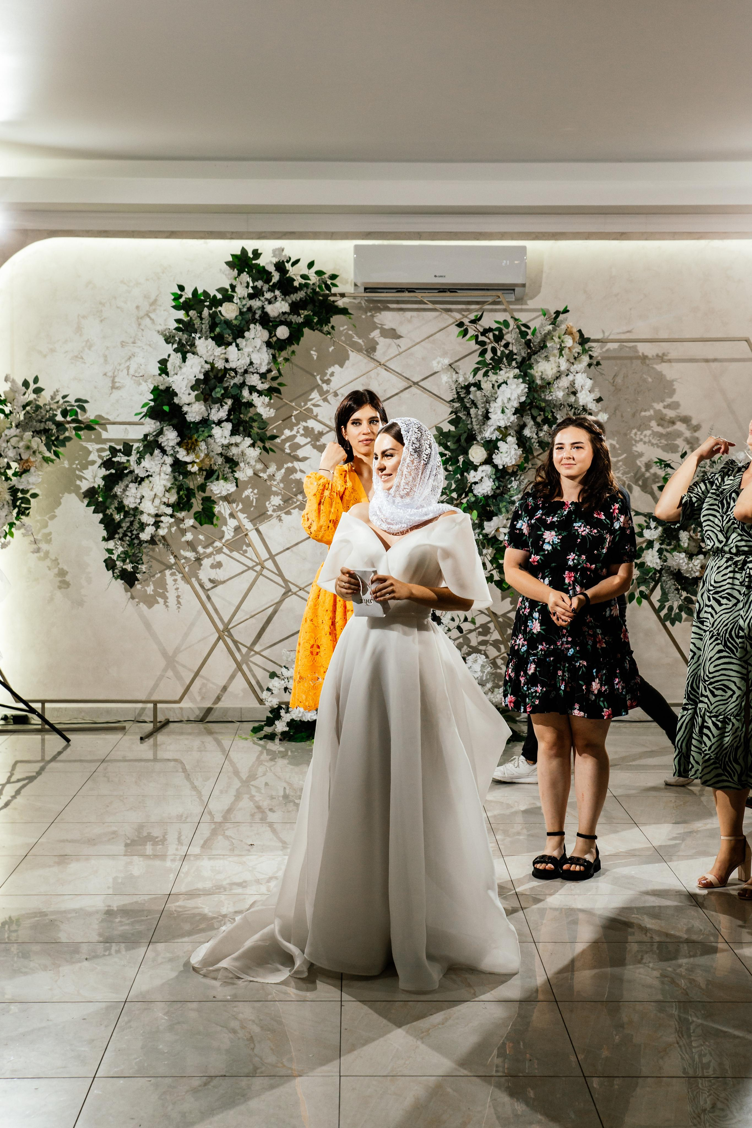 Свадебный фотограф Александр Кожарский