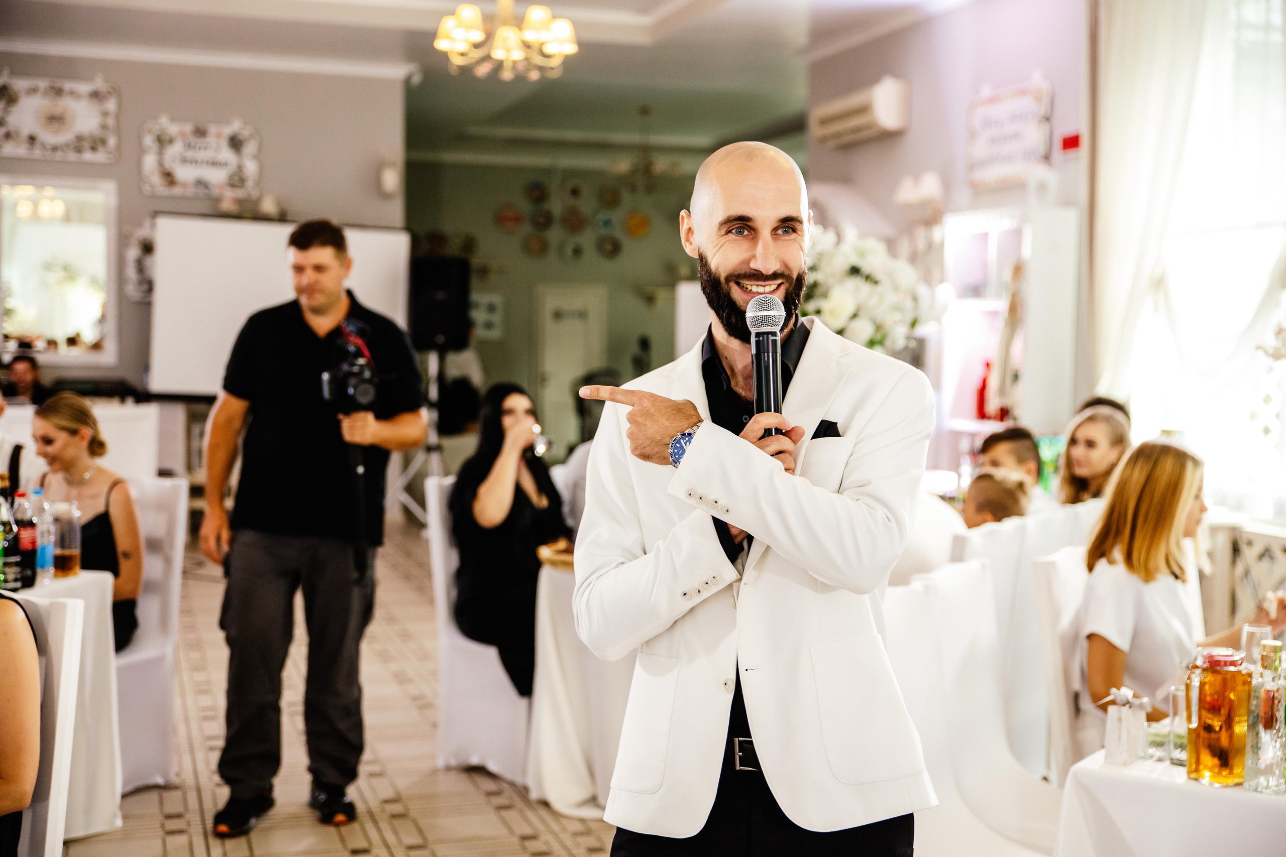 Свадебный фотограф Александр Кожарский