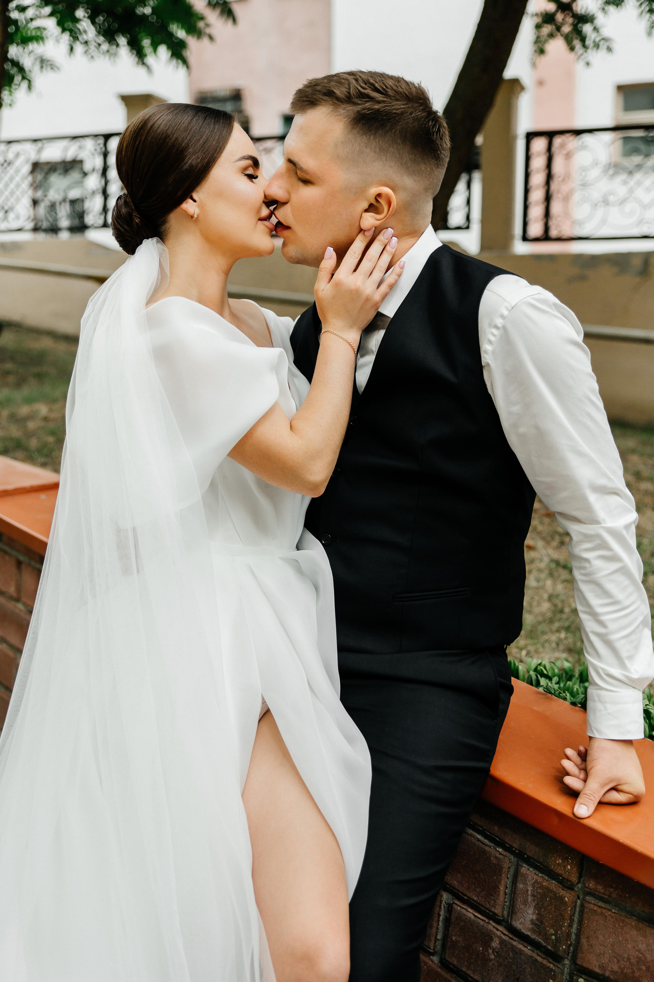 Свадебный фотограф Александр Кожарский