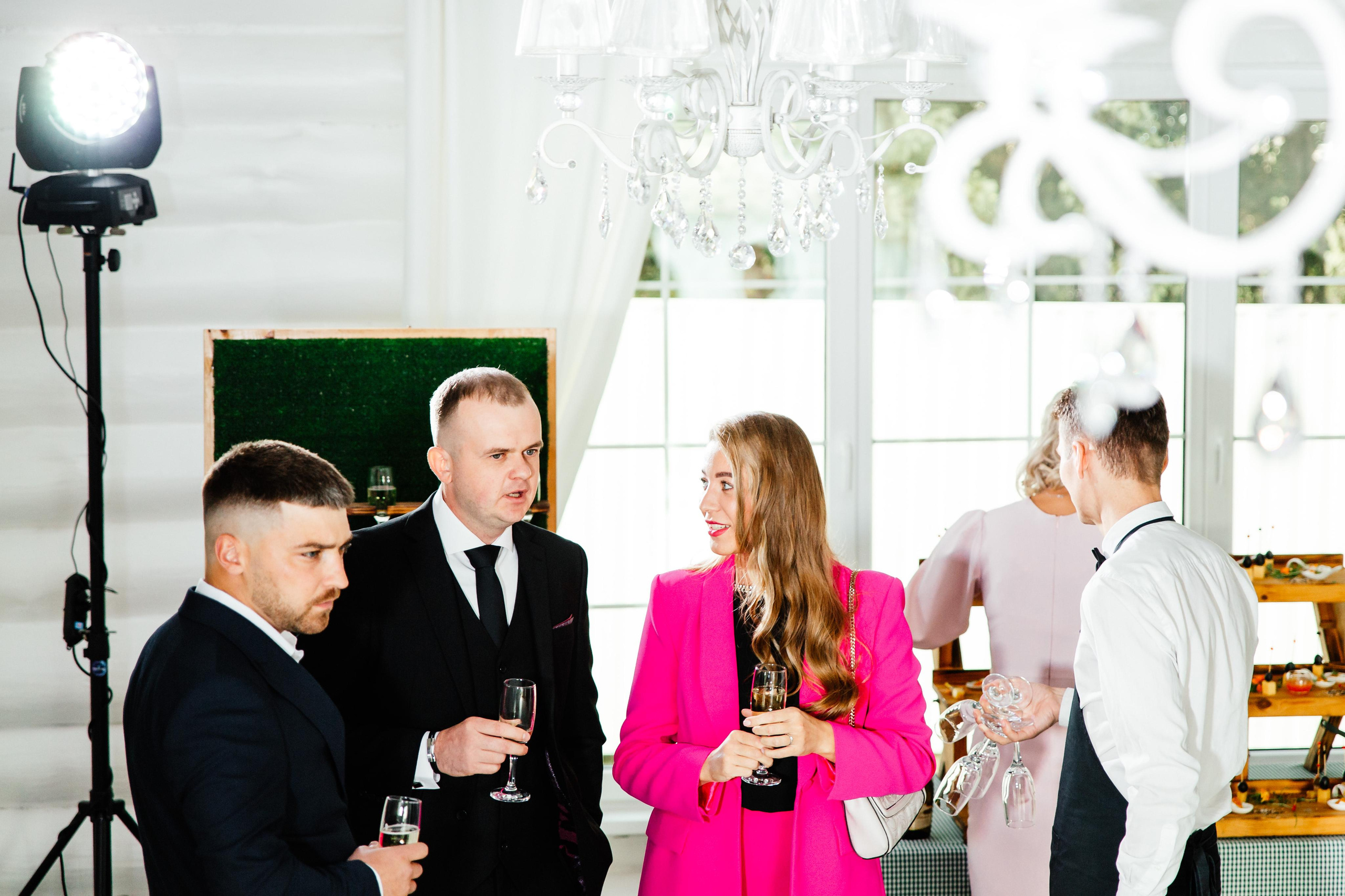 Свадебный фотограф Александр Кожарский