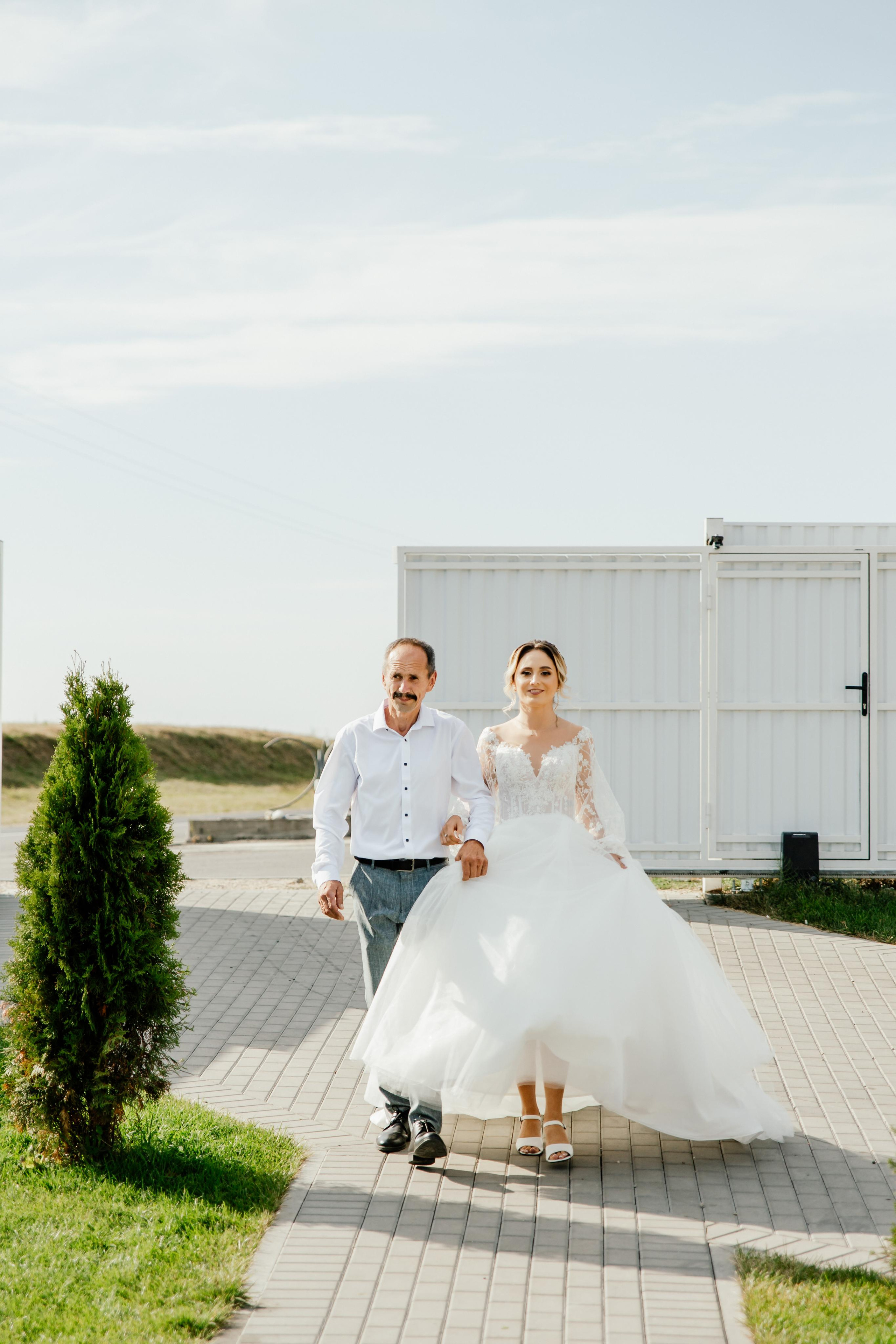 Свадебный фотограф Александр Кожарский