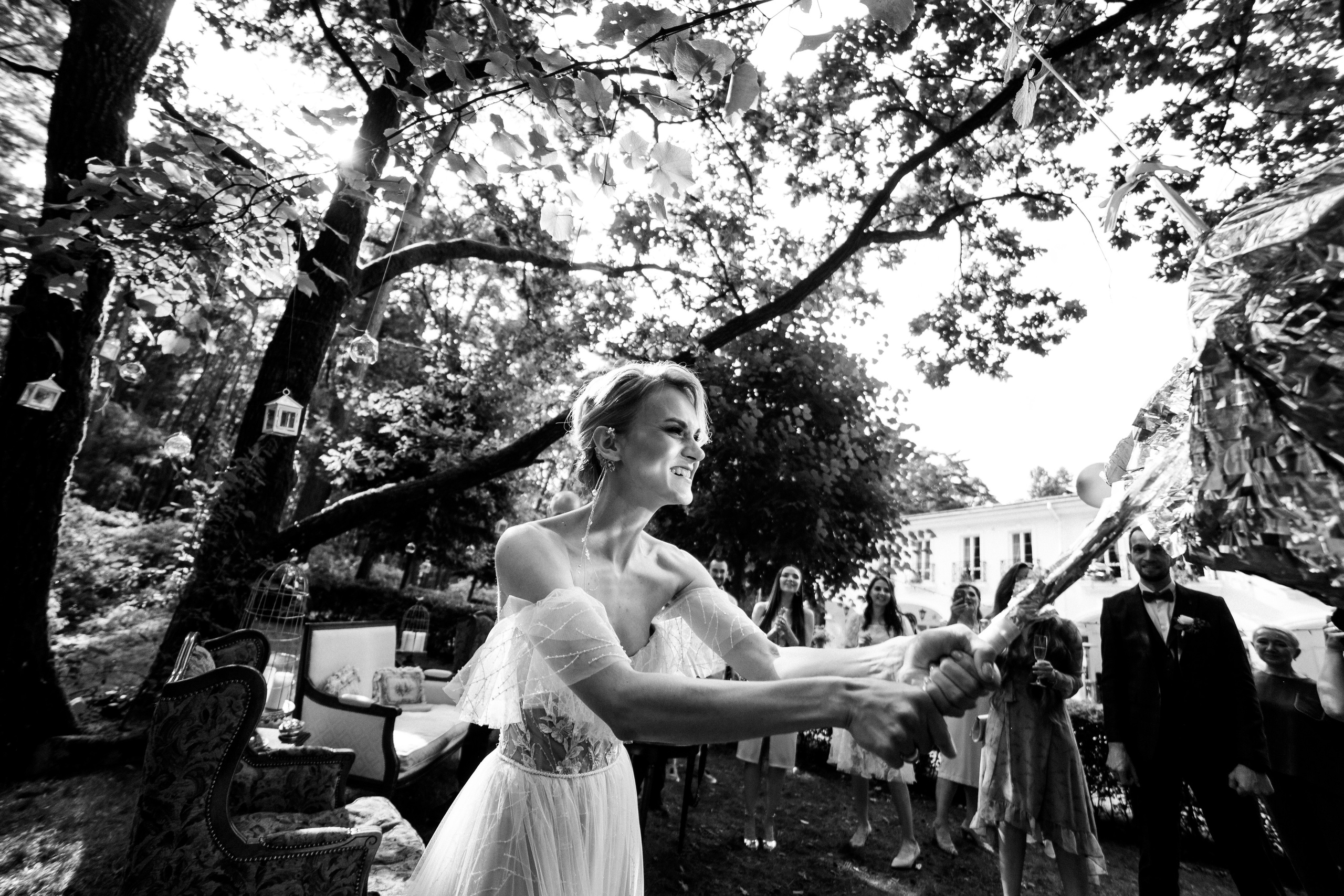 Свадебный фотограф Александр Кожарский