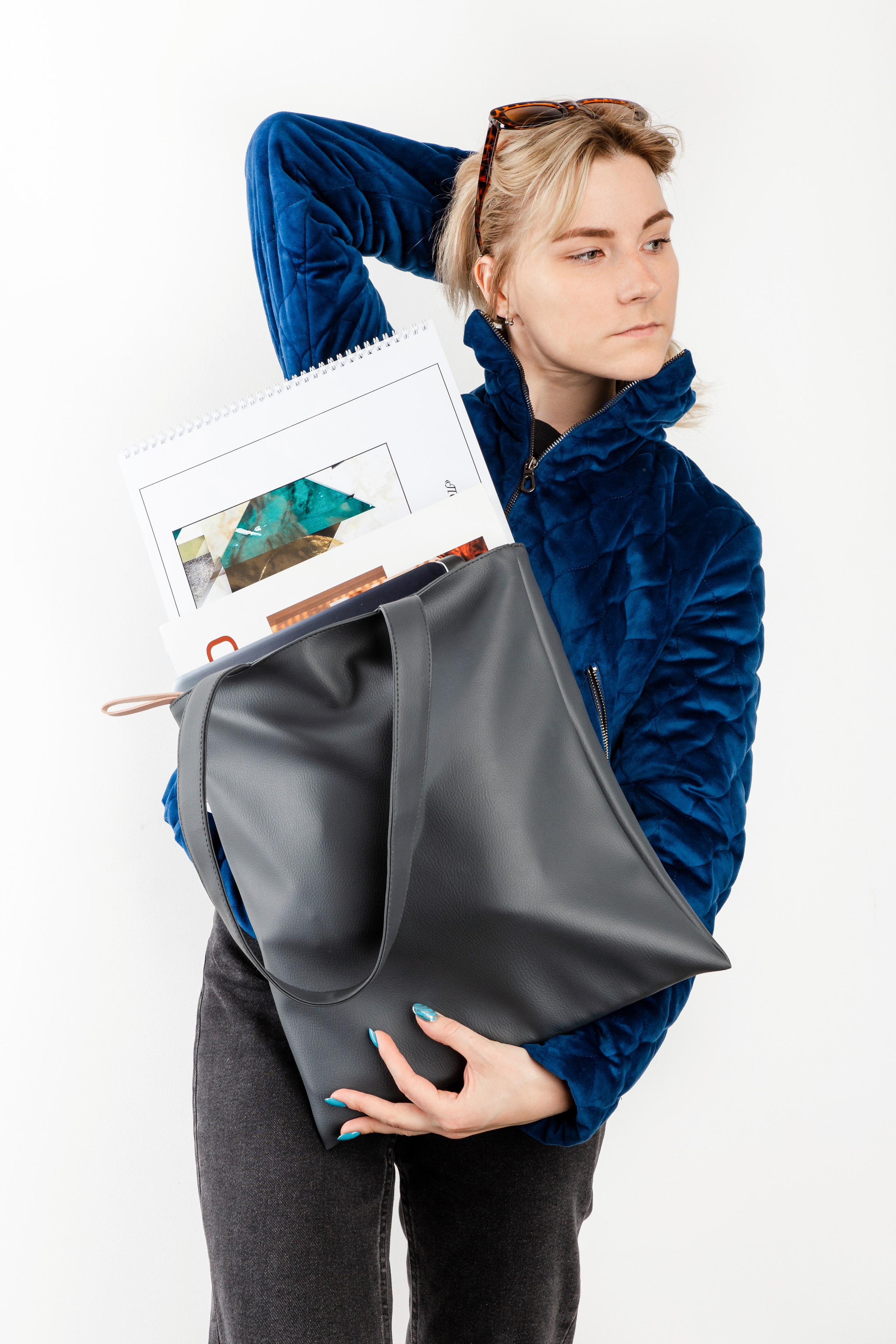 Предметный фотограф Александр Кожарский