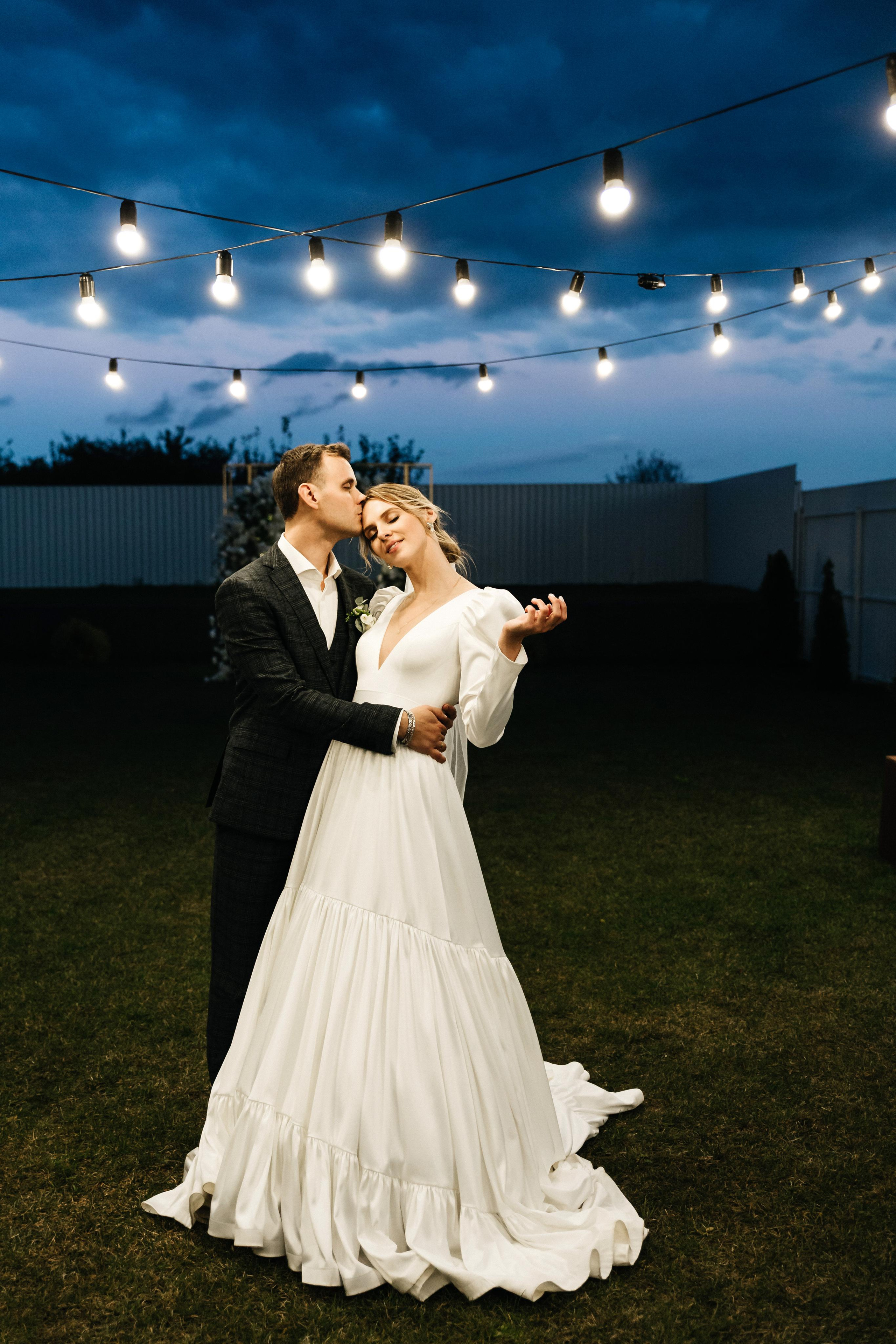 Свадебный фотограф Александр Кожарский