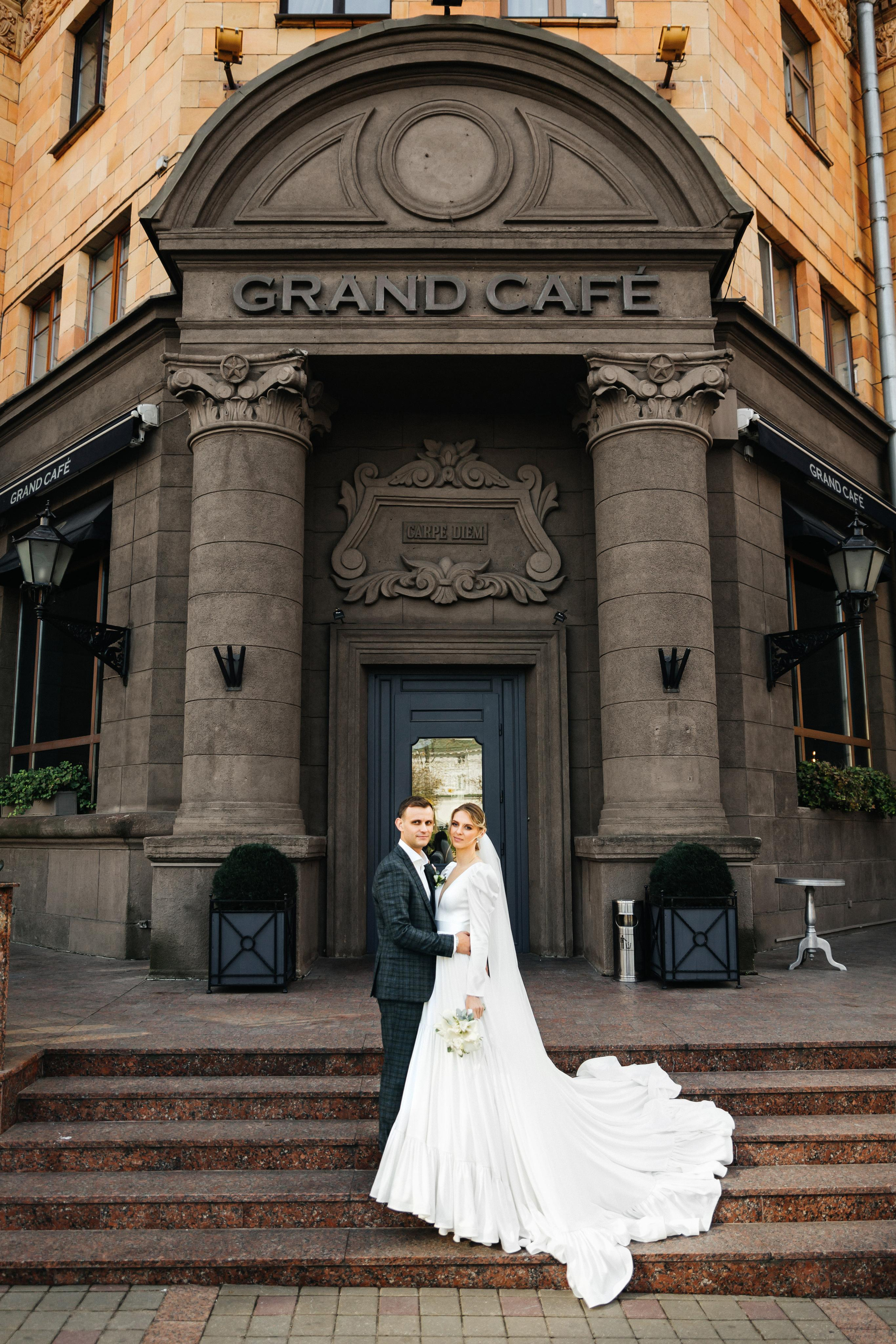 Свадебный фотограф Александр Кожарский