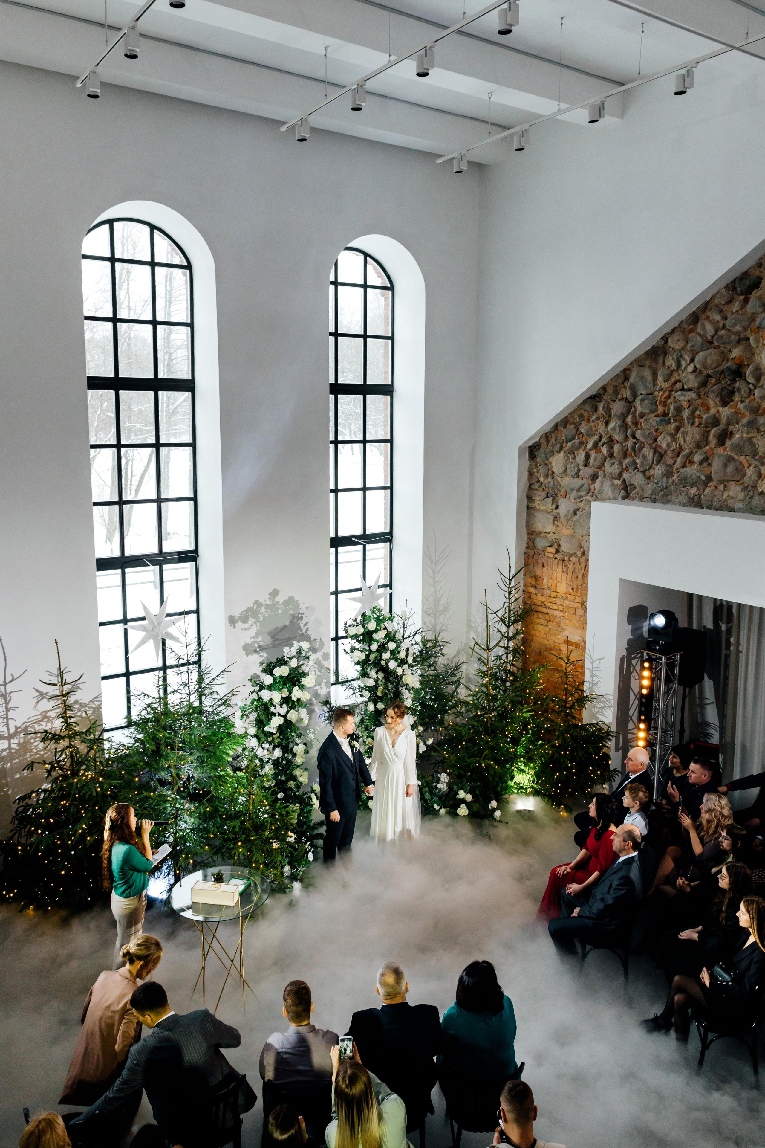 Свадебный фотограф Александр Кожарский