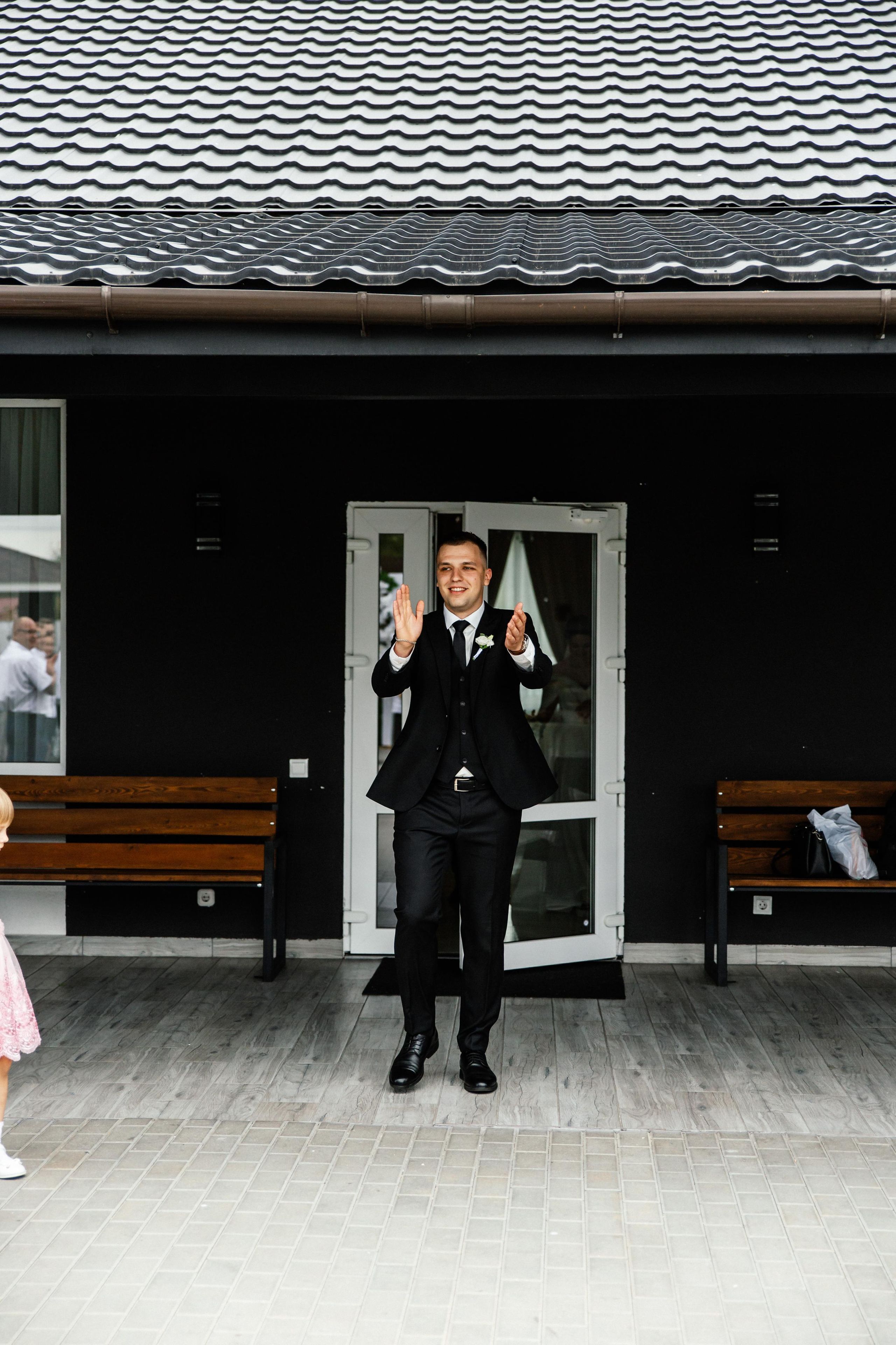 Свадебный фотограф Александр Кожарский