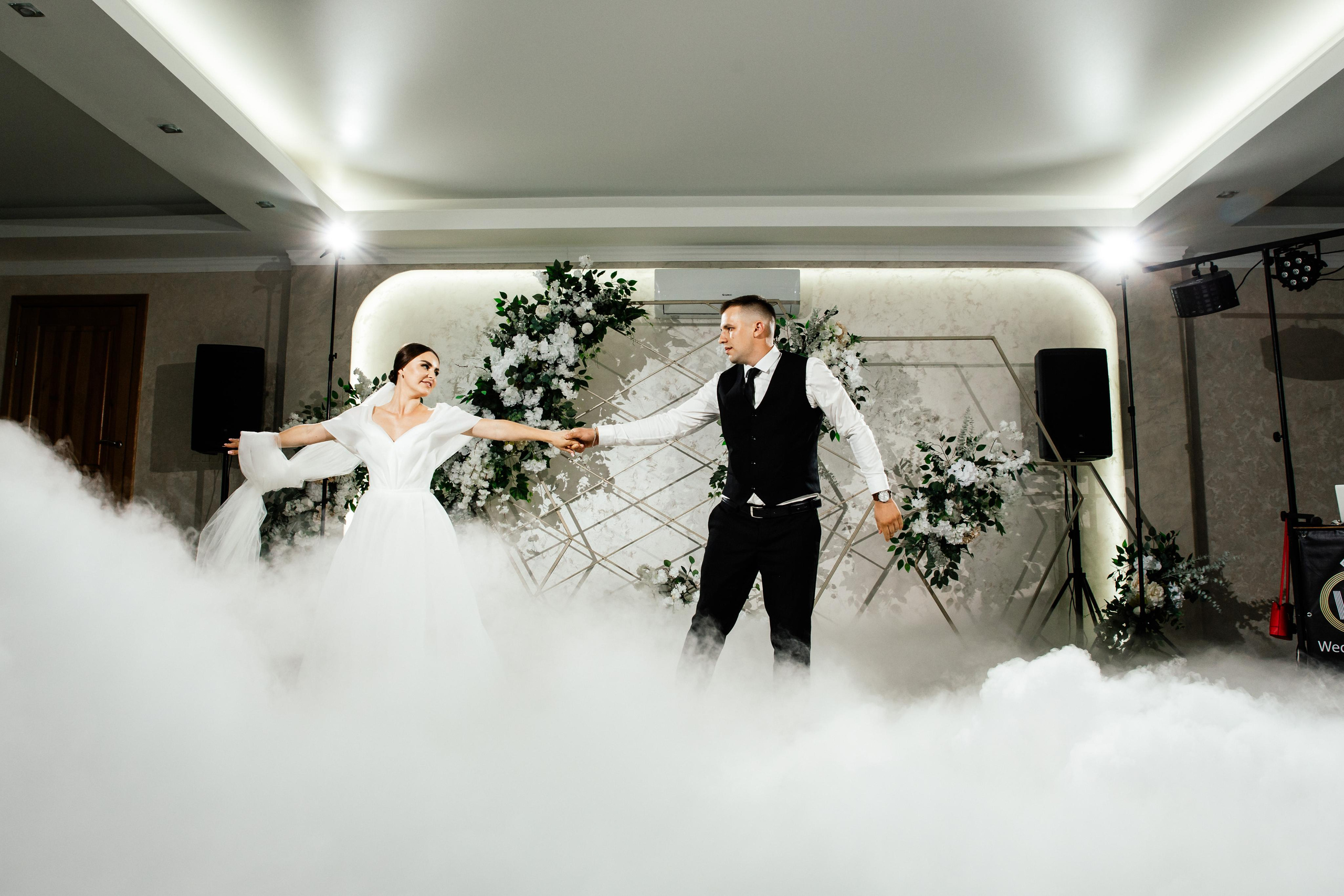 Свадебный фотограф Александр Кожарский