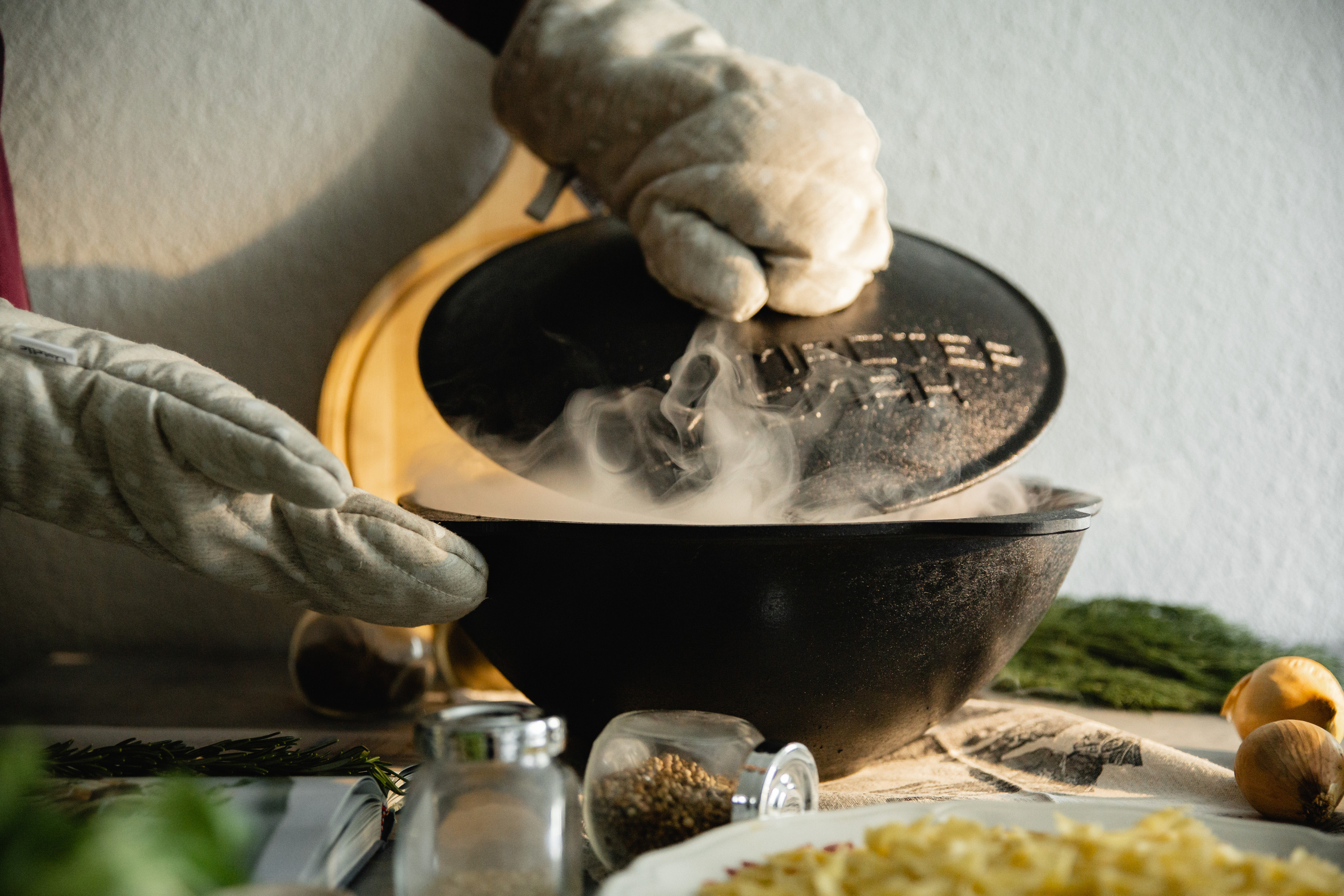 Контент-фотограф Александр Кожарский