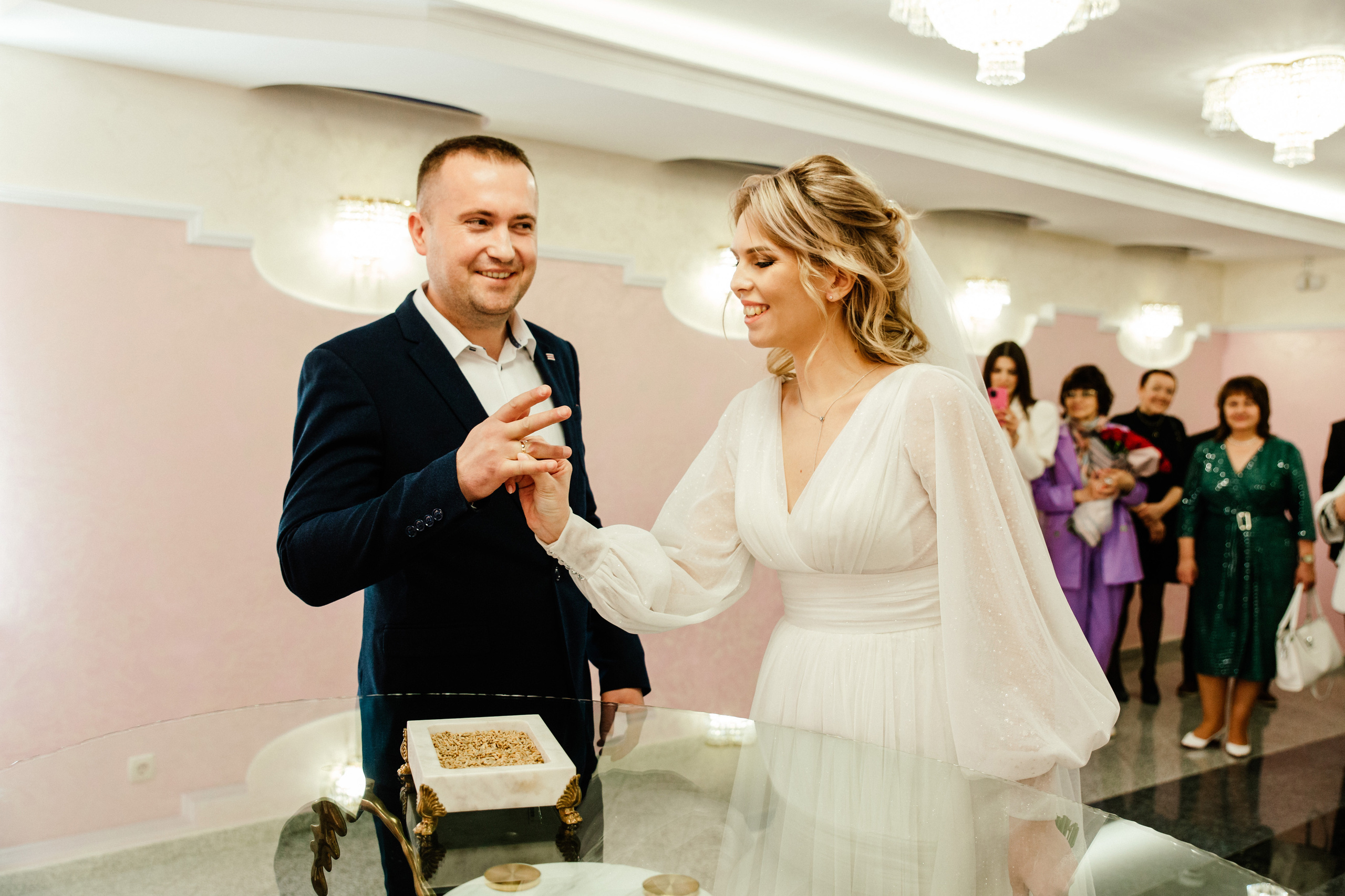 Свадебный фотограф Александр Кожарский