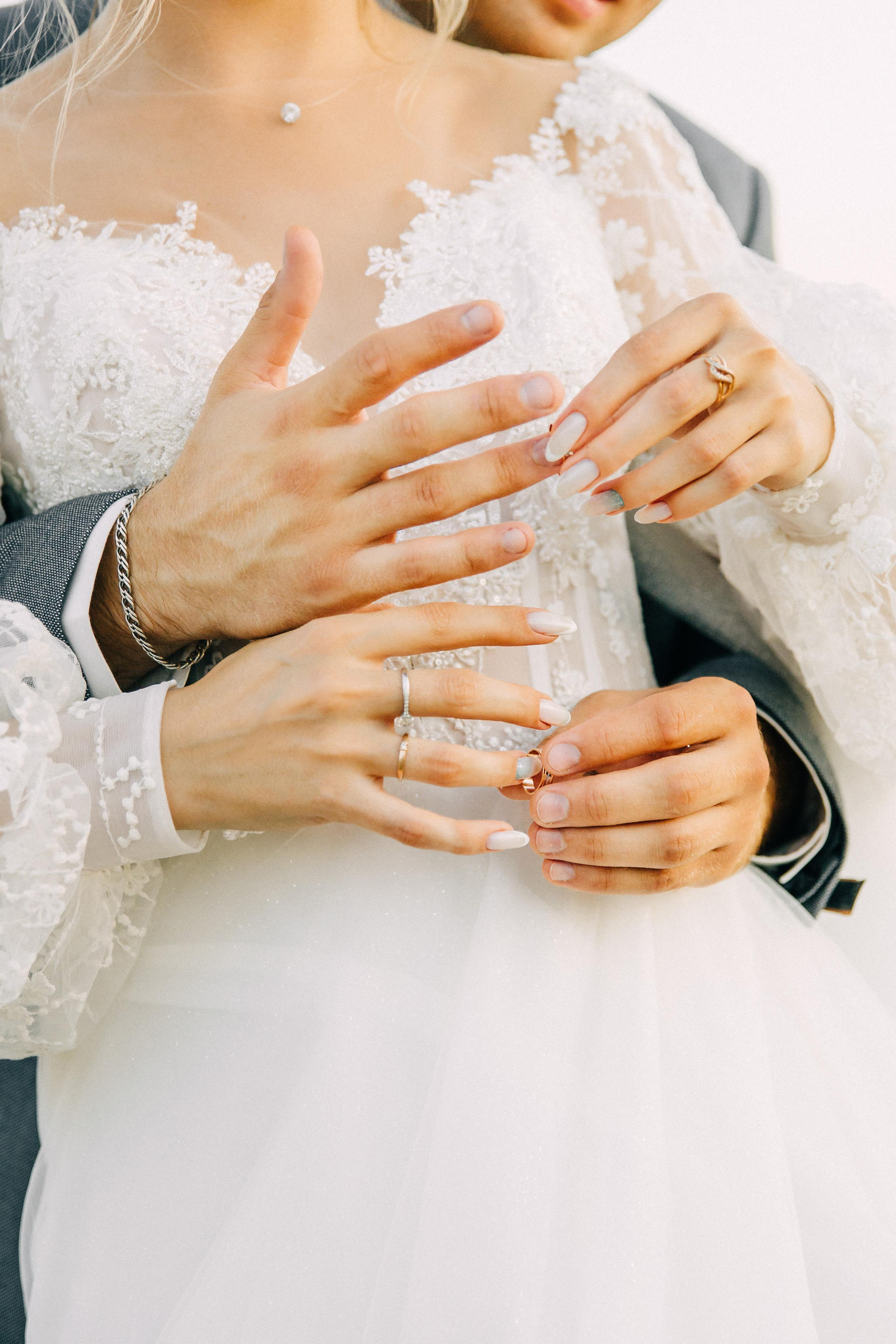 Свадебный фотограф Александр Кожарский