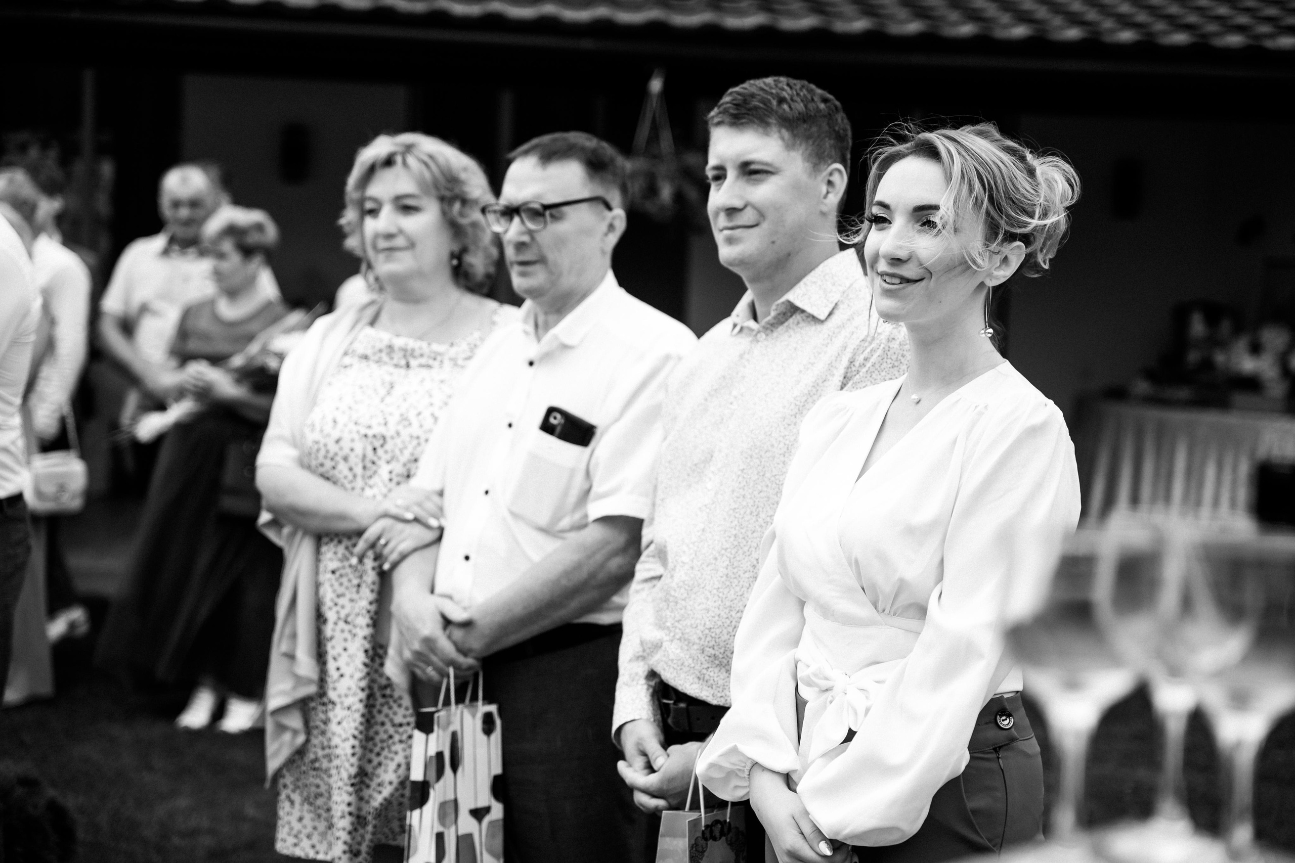 Свадебный фотограф Александр Кожарский