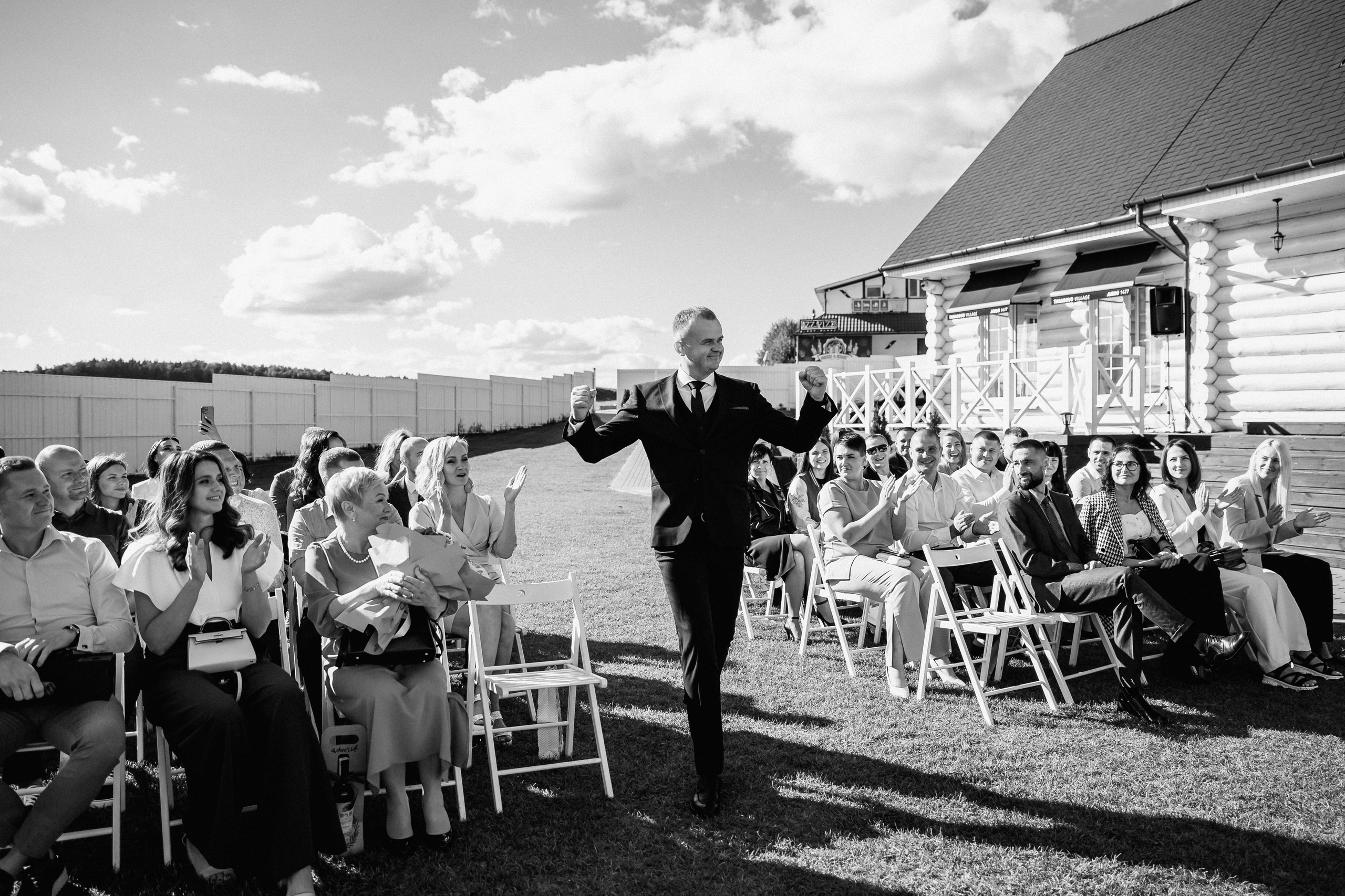 Свадебный фотограф Александр Кожарский