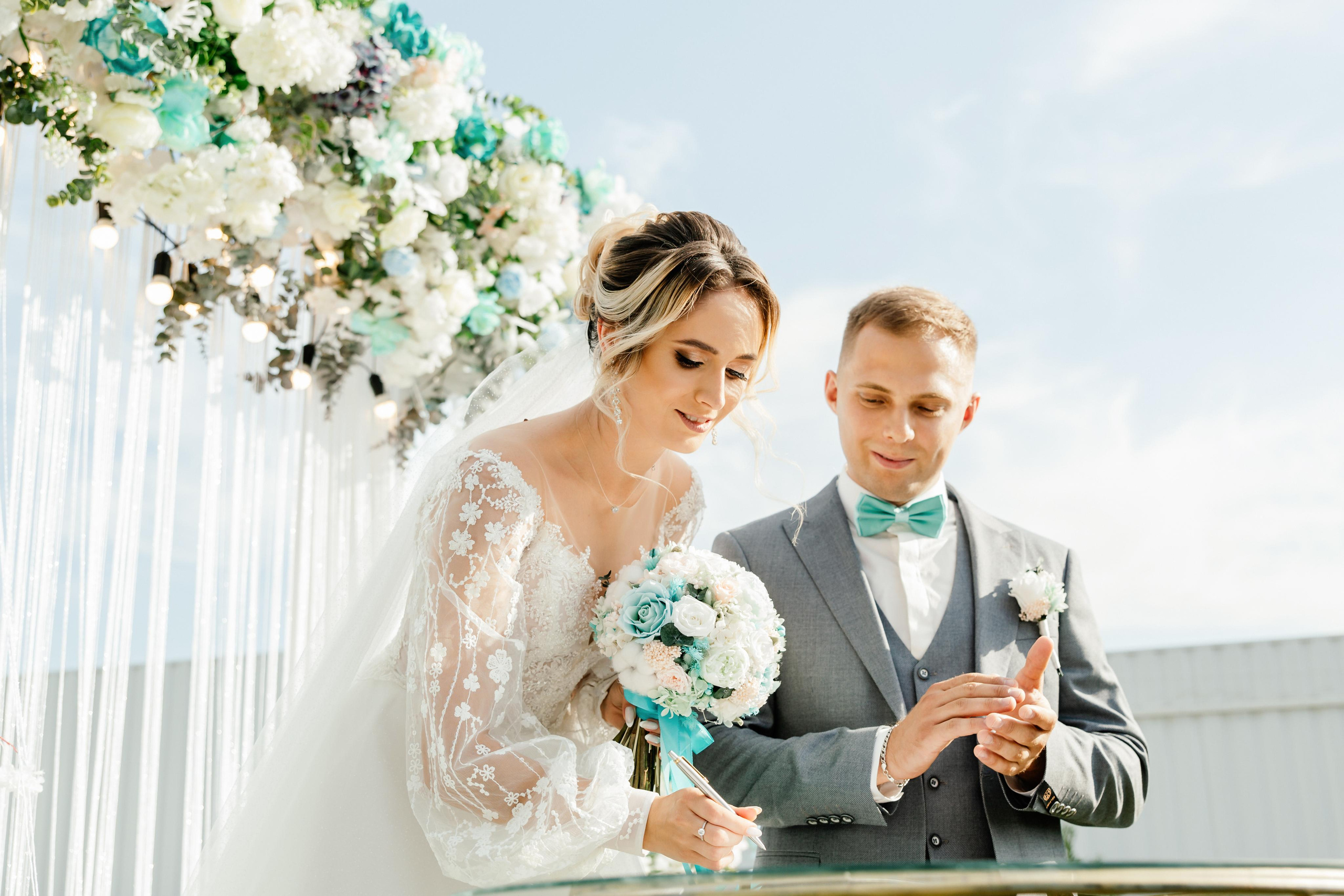 Свадебный фотограф Александр Кожарский