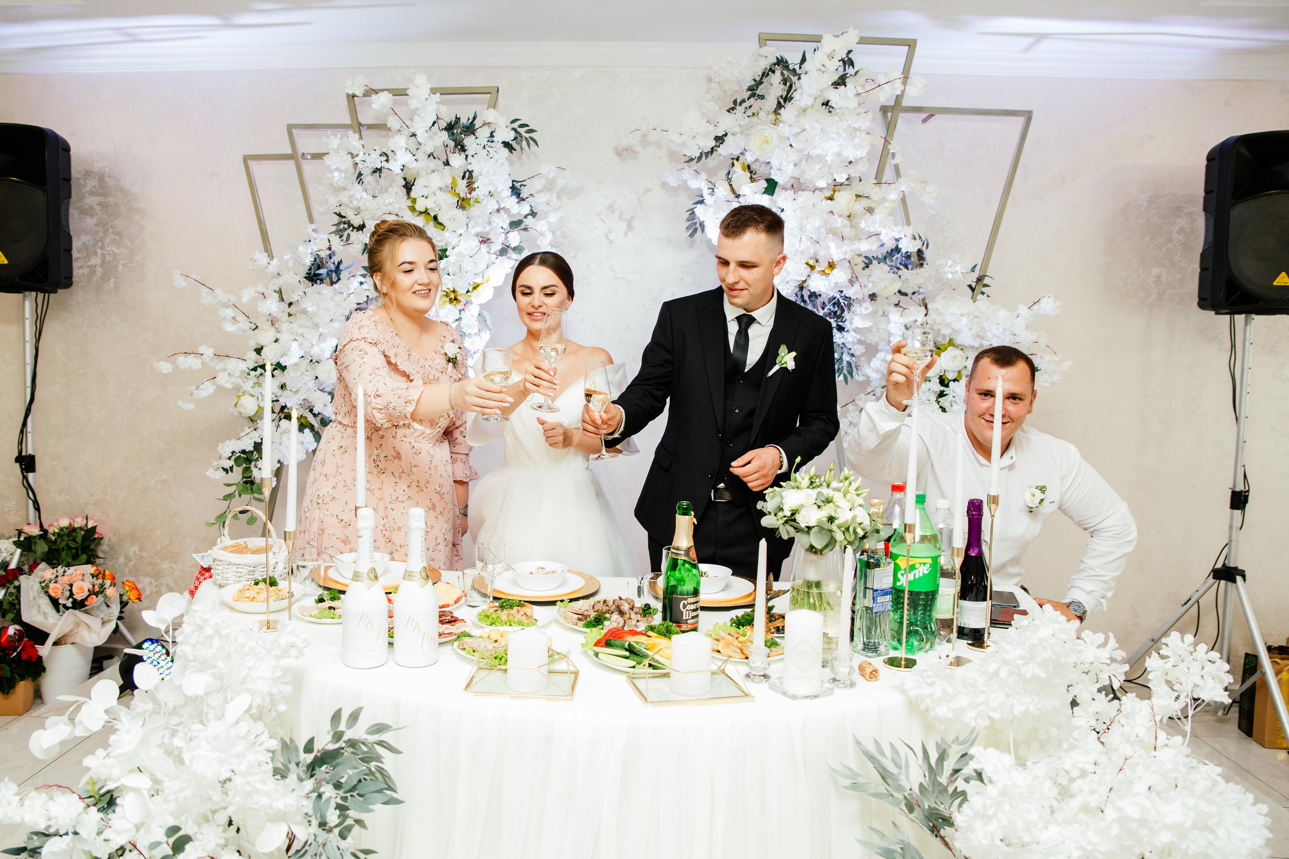 Свадебный фотограф Александр Кожарский