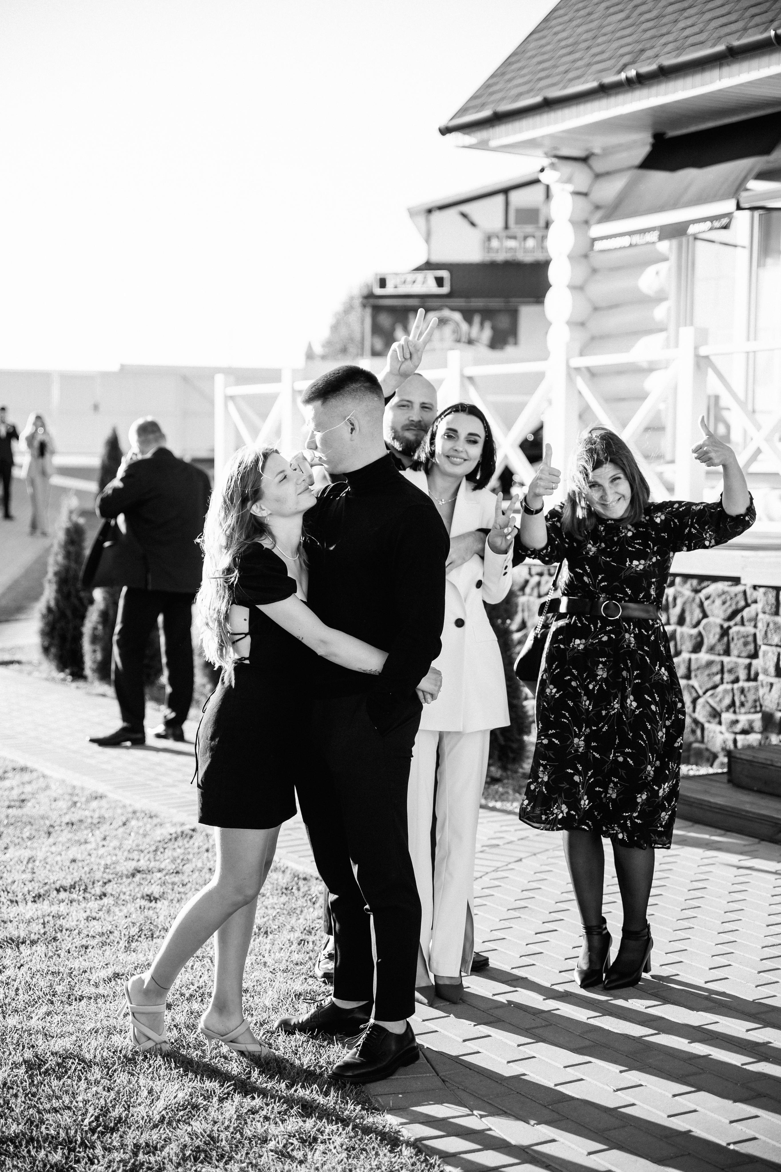 Свадебный фотограф Александр Кожарский