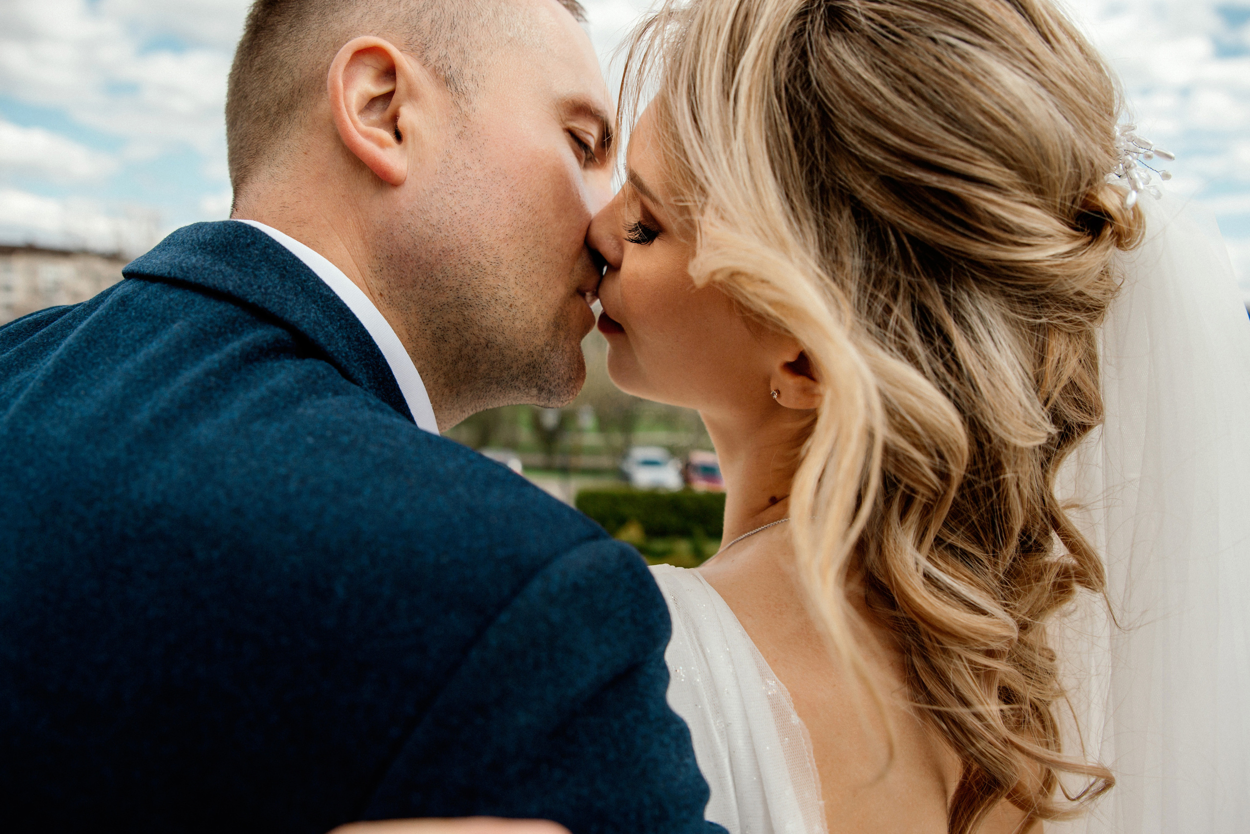 Свадебный фотограф Александр Кожарский