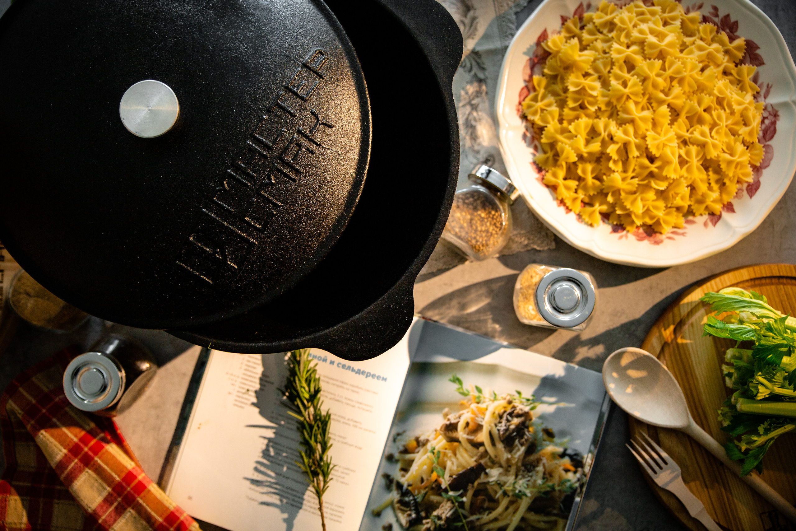 Контент-фотограф Александр Кожарский