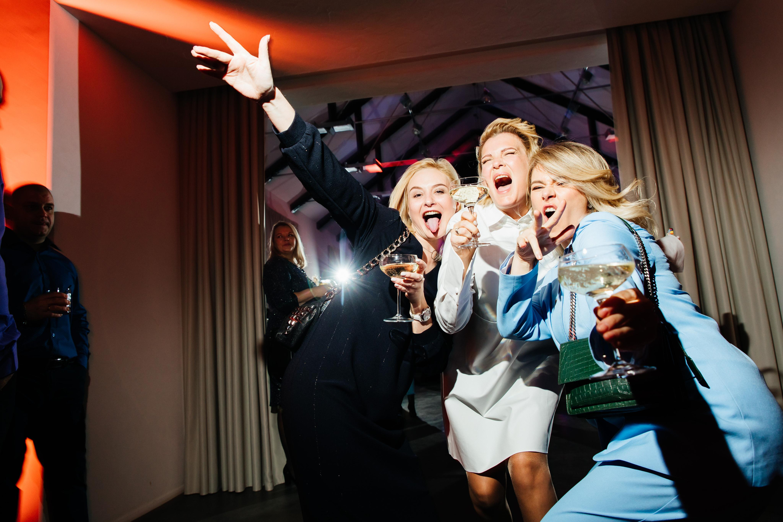 Свадебный фотограф Александр Кожарский