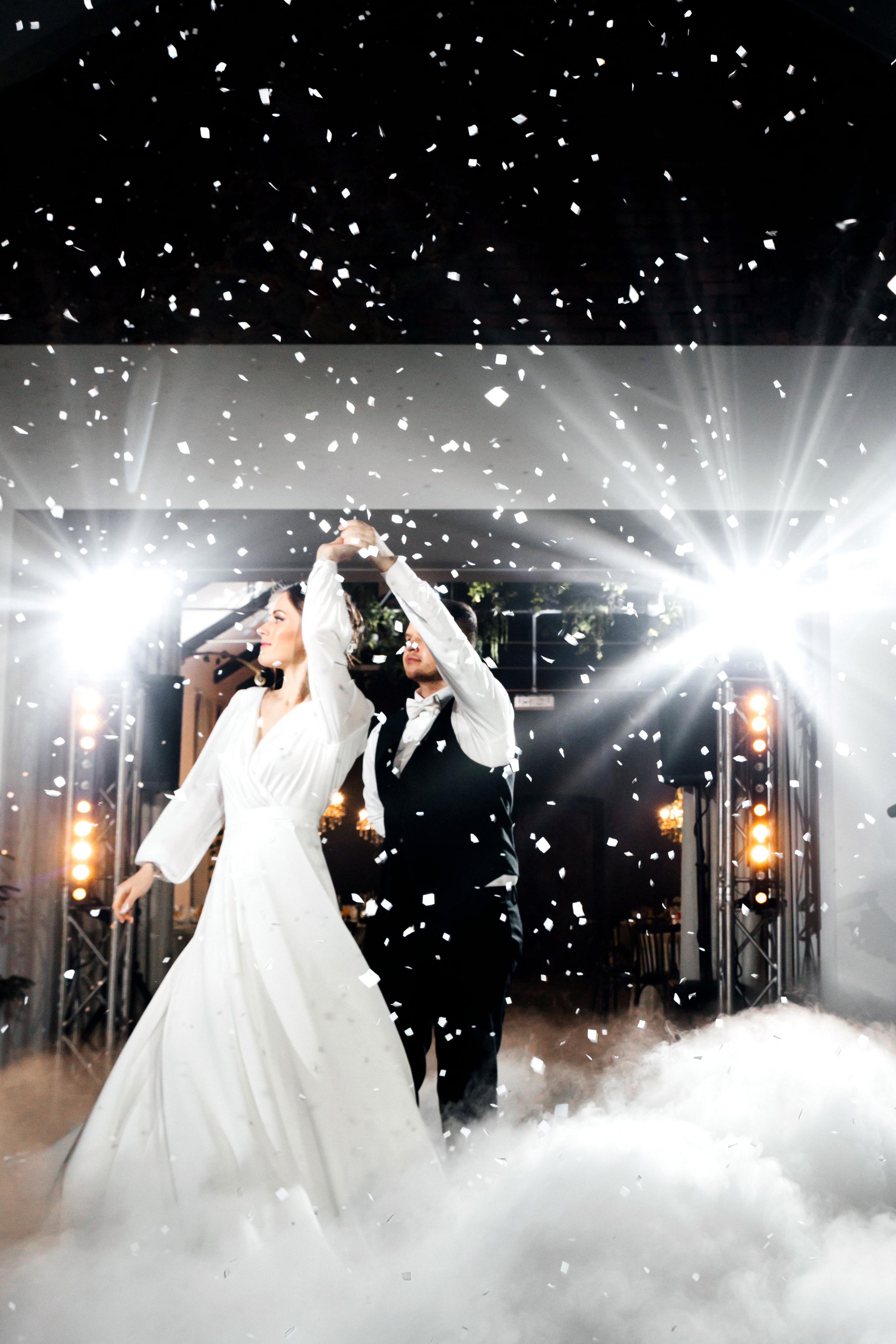 Свадебный фотограф Александр Кожарский