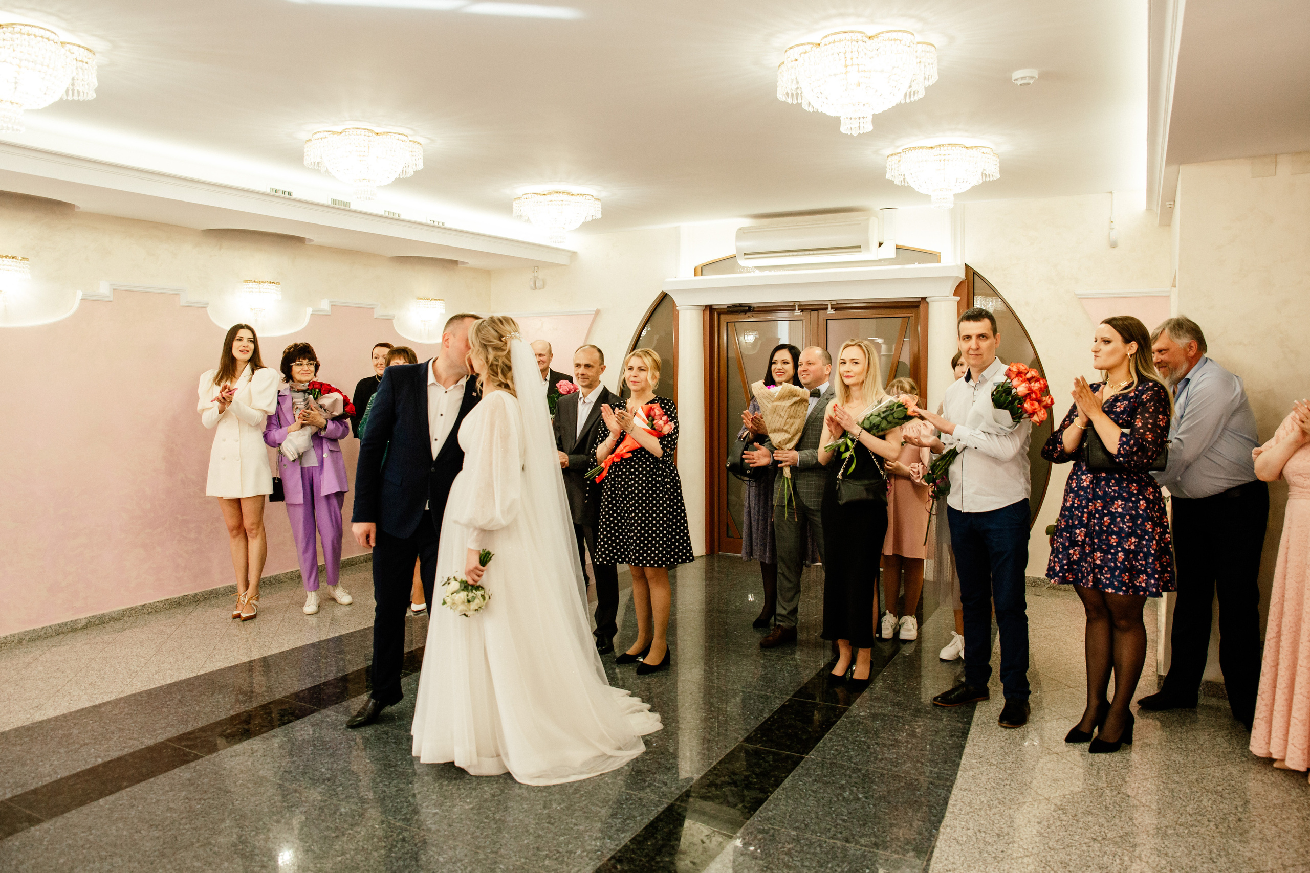 Свадебный фотограф Александр Кожарский