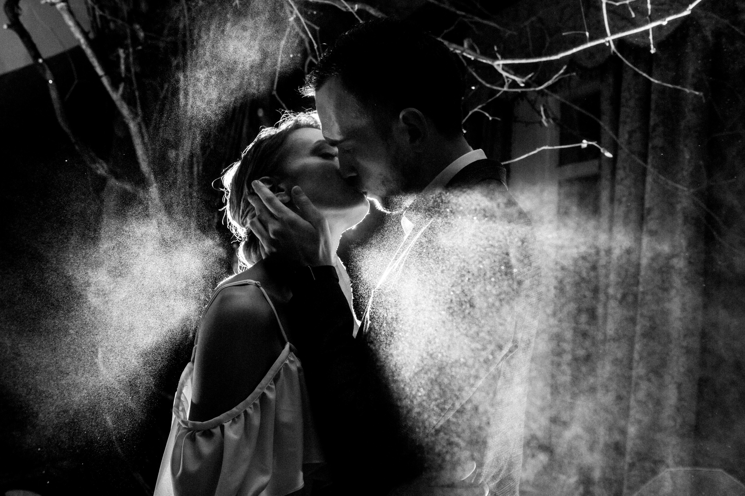 Свадебный фотограф Александр Кожарский