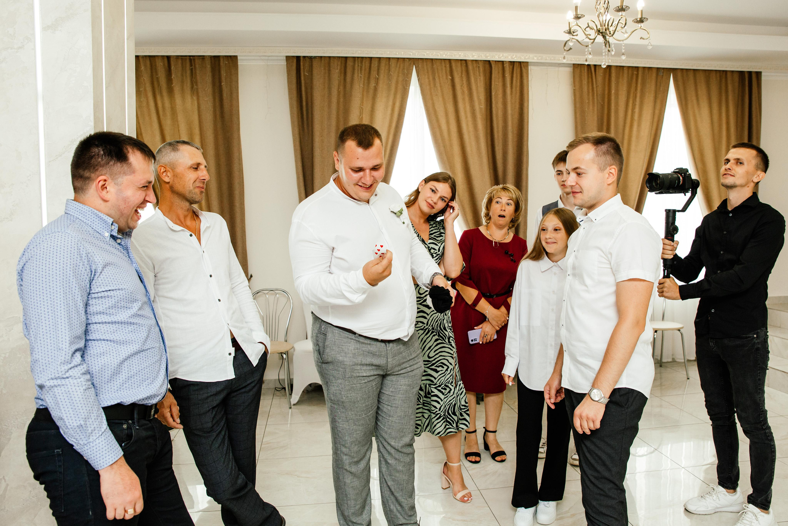 Свадебный фотограф Александр Кожарский