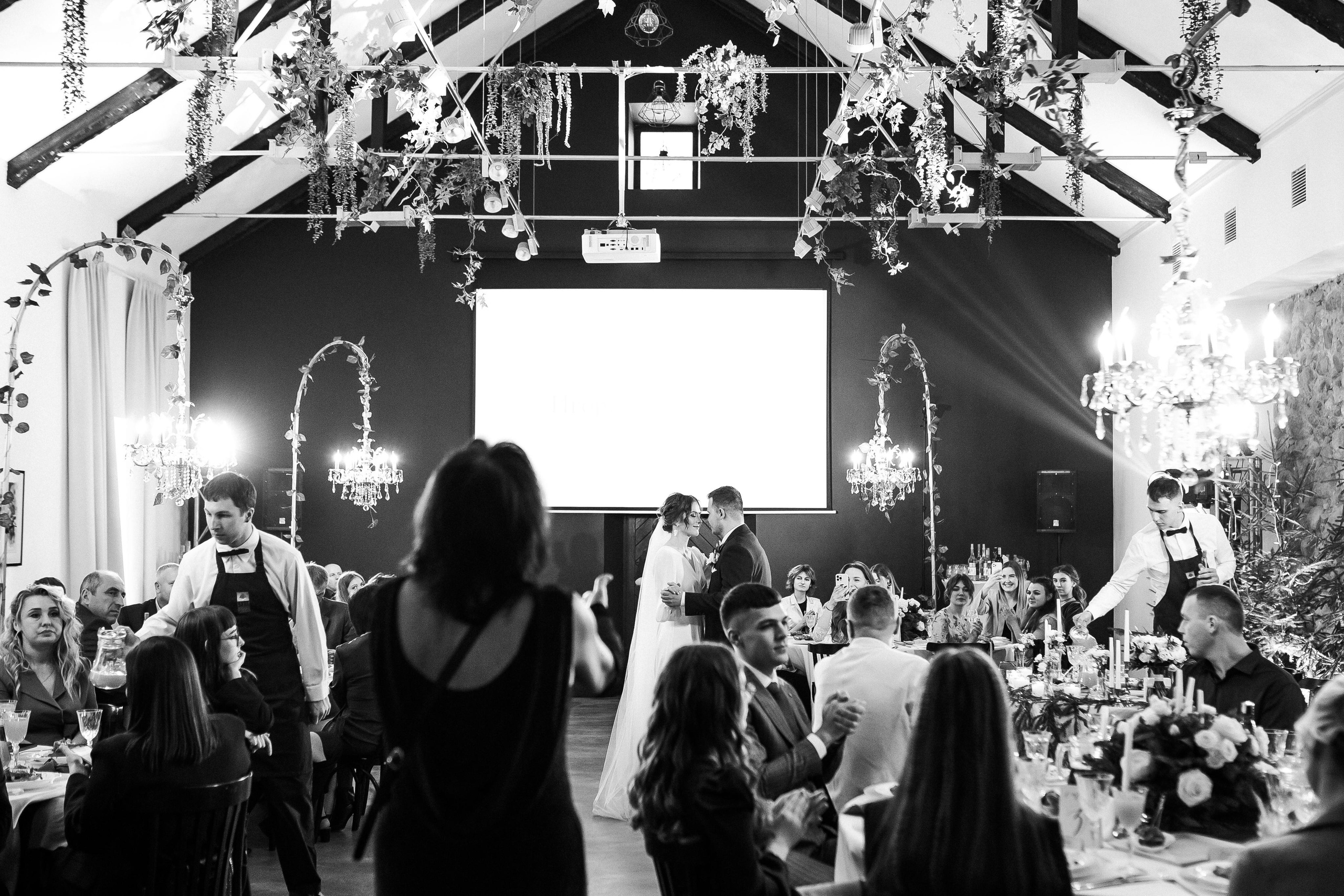 Свадебный фотограф Александр Кожарский