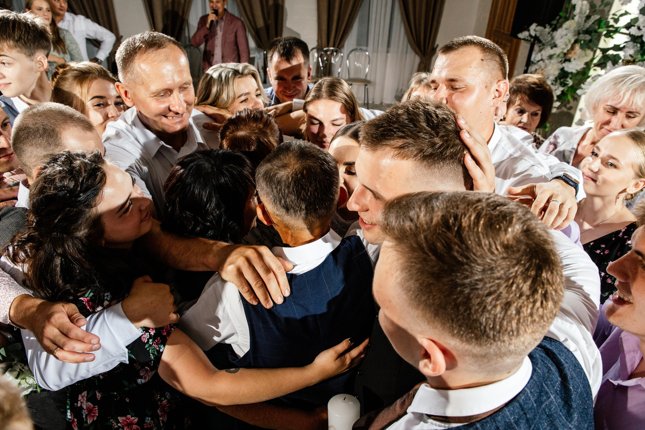 Свадебный фотограф Александр Кожарский