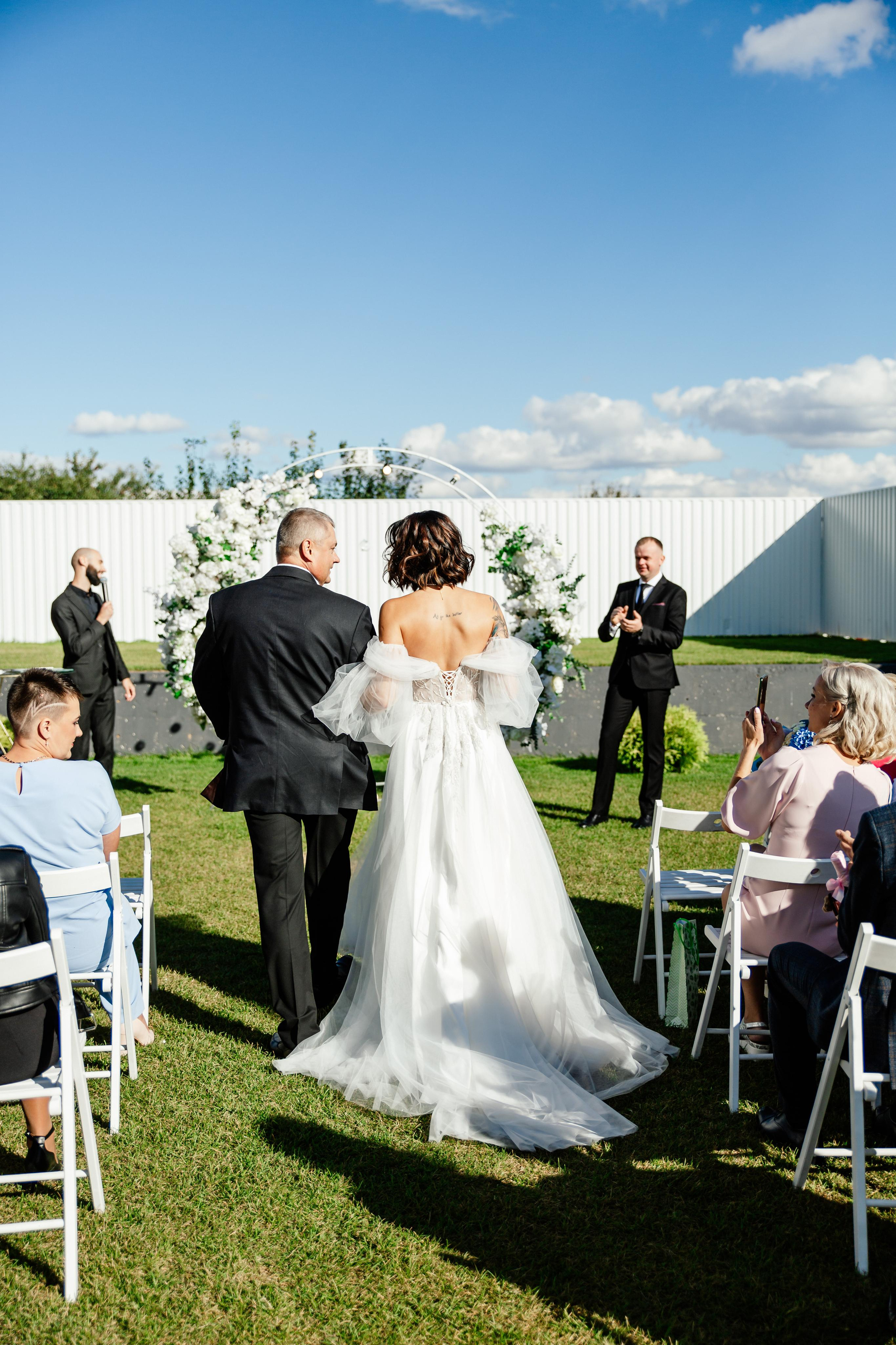 Свадебный фотограф Александр Кожарский