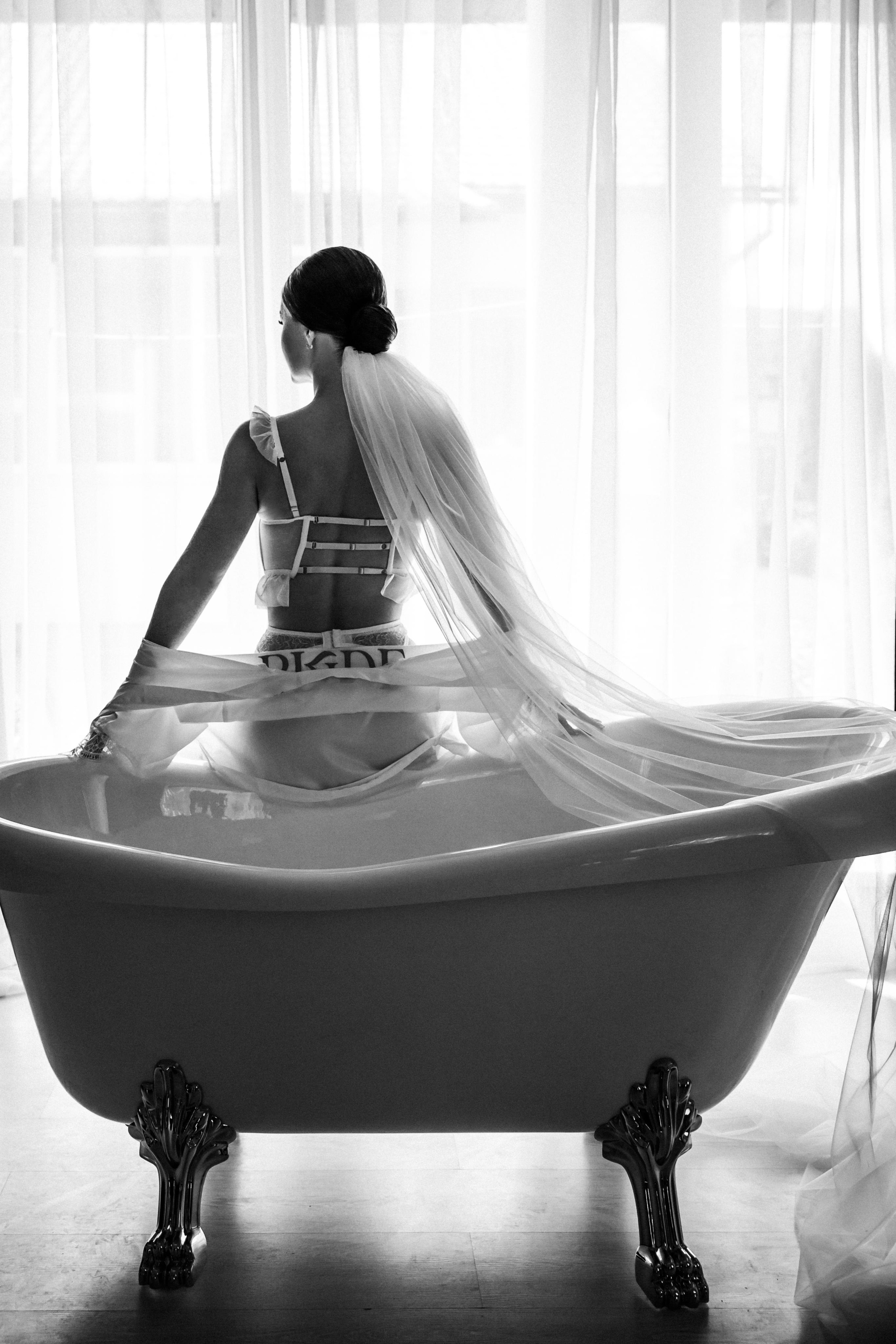 Свадебный фотограф Александр Кожарский