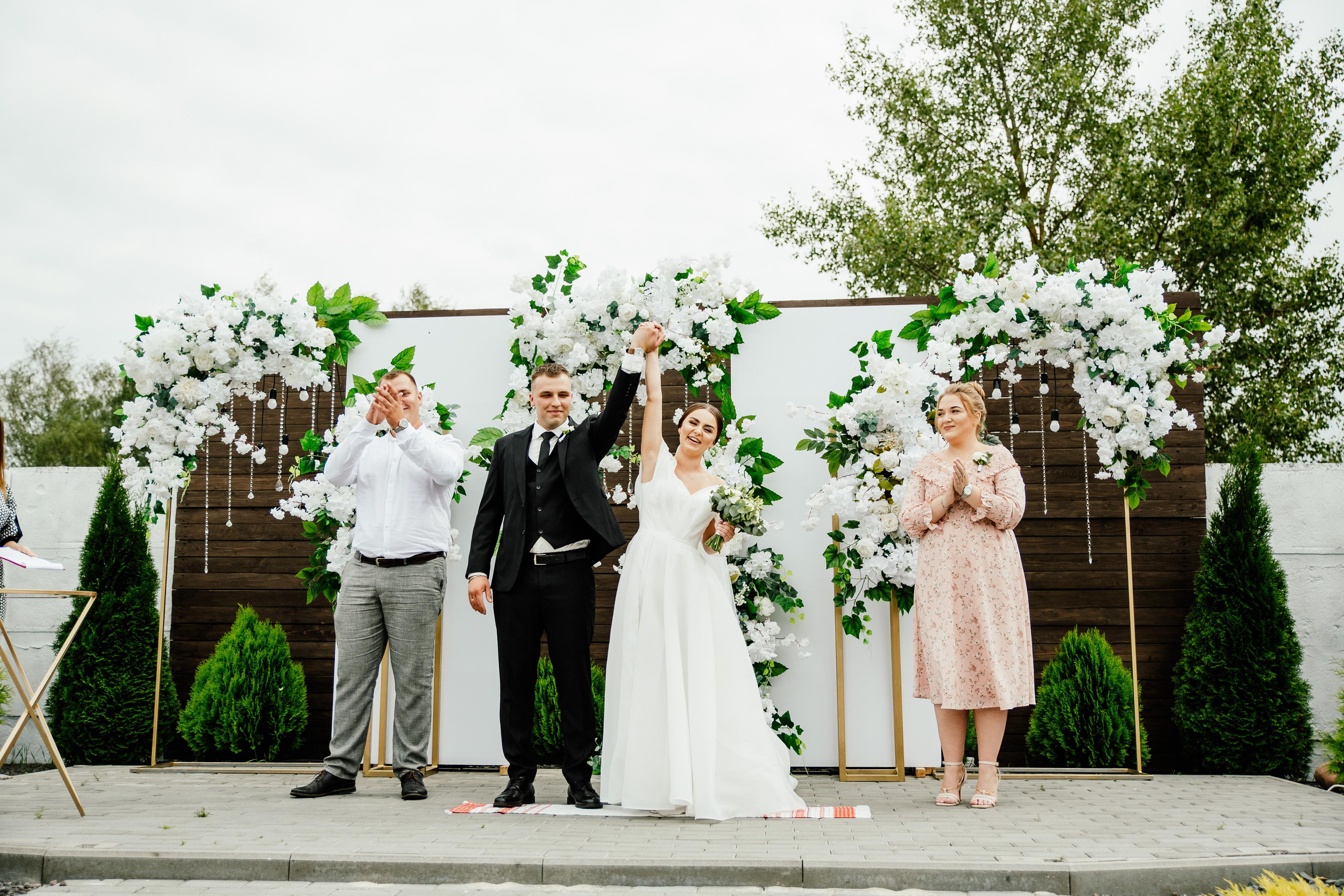 Свадебный фотограф Александр Кожарский