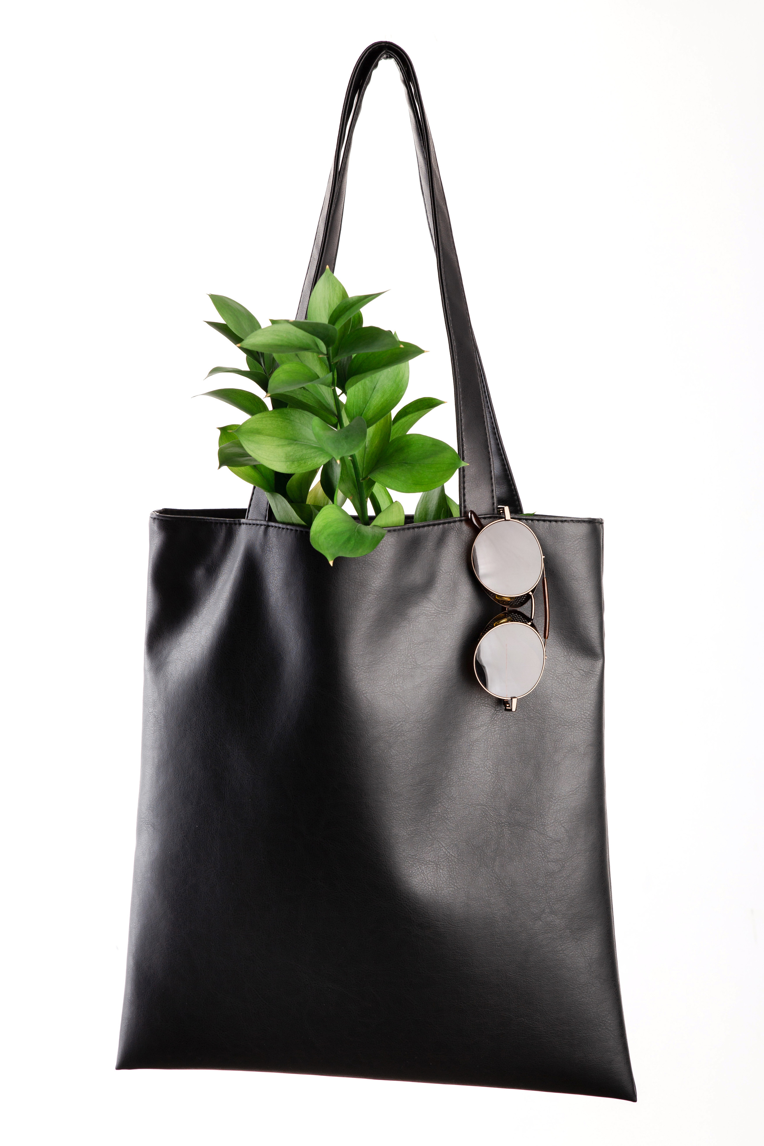 Предметный фотограф Александр Кожарский