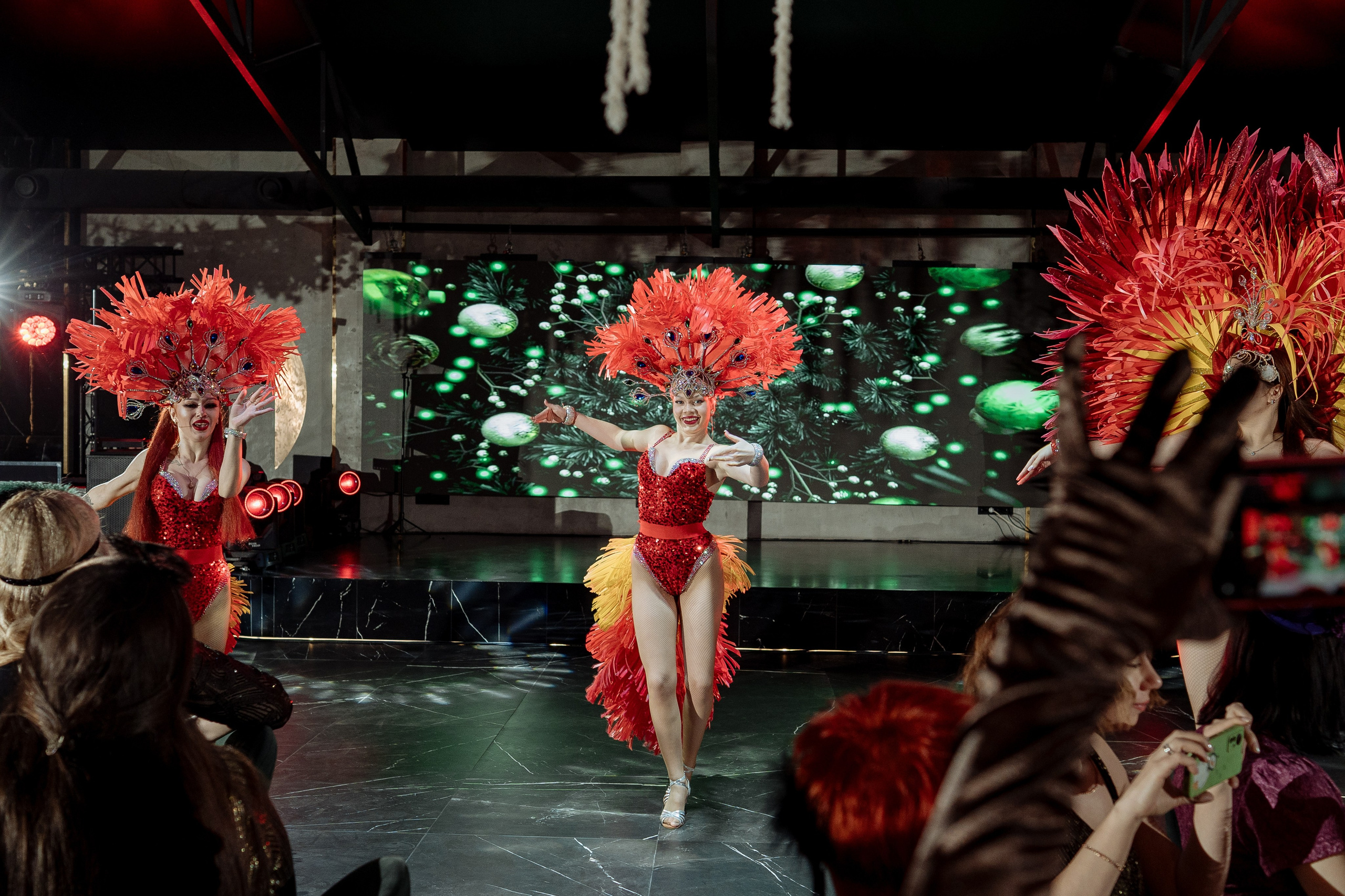 Альбион Тур