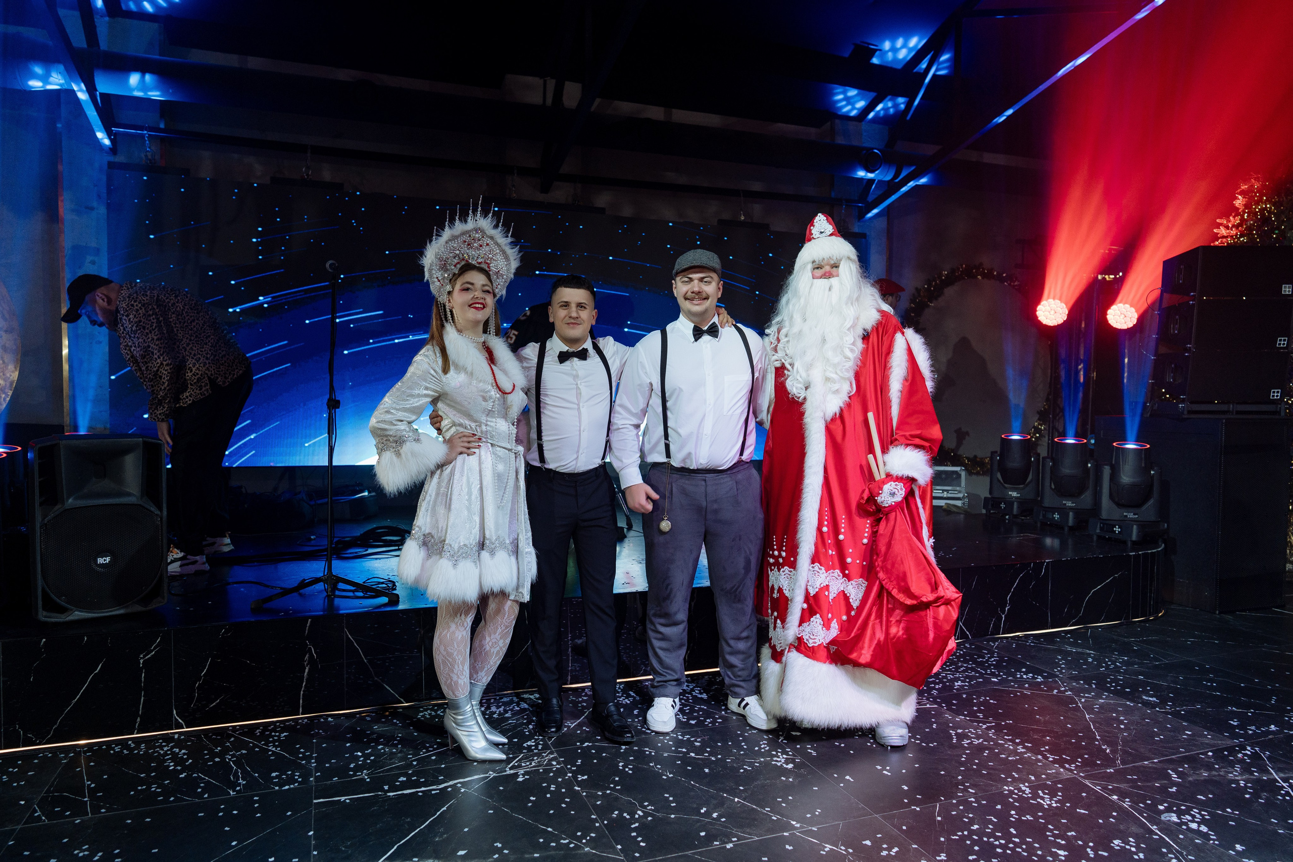 Альбион Тур