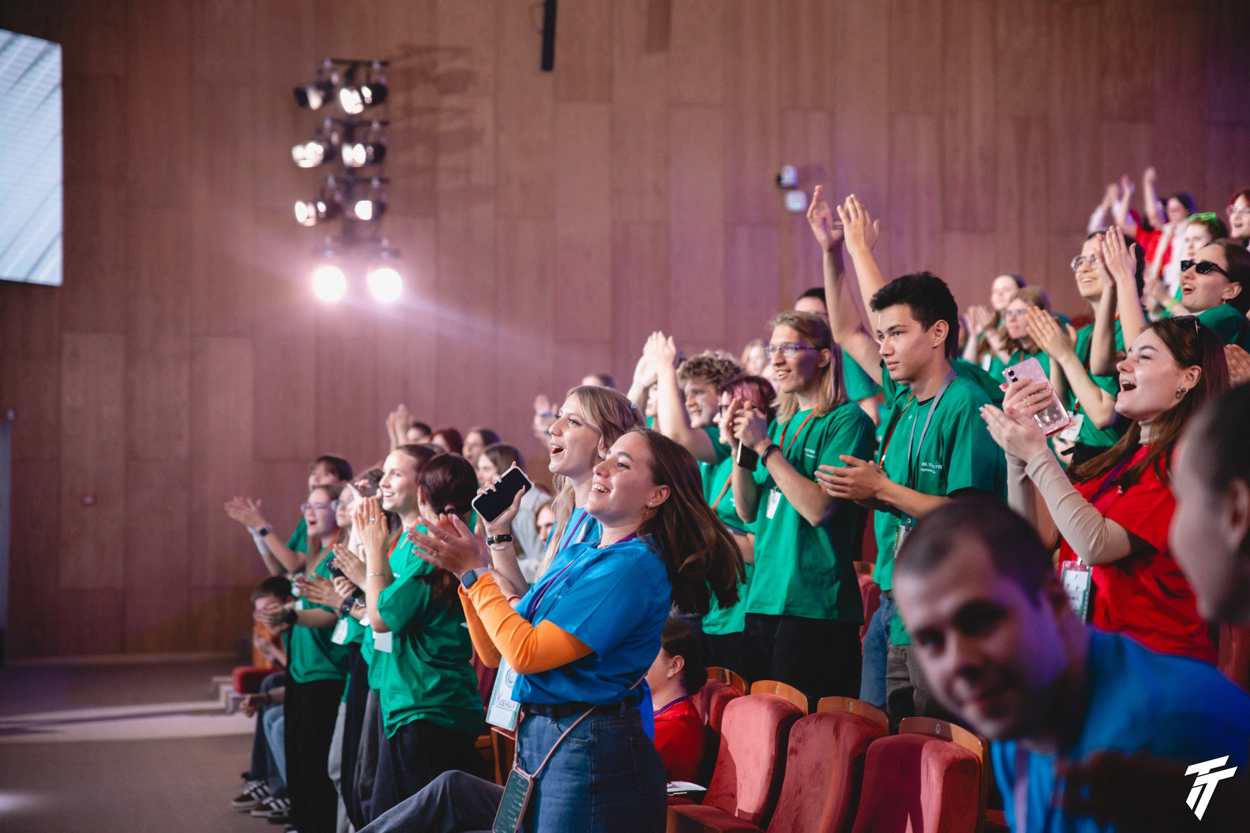 Лагерь молодежного актива. Главная