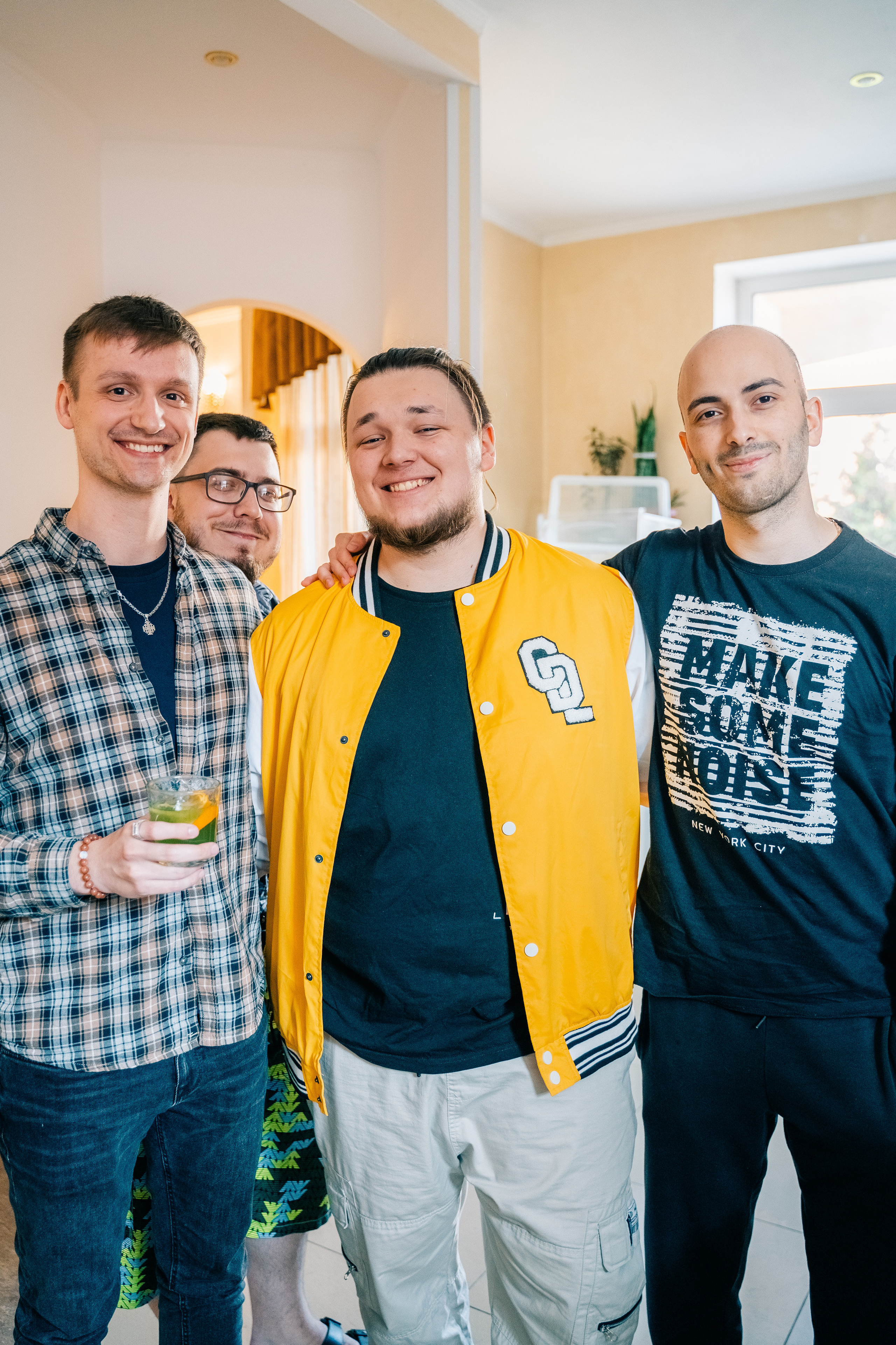 Репортажная съемка. Репетитор по биологии и химии ОГЭ ЕГЭ и нейрофотограф — Елизавета