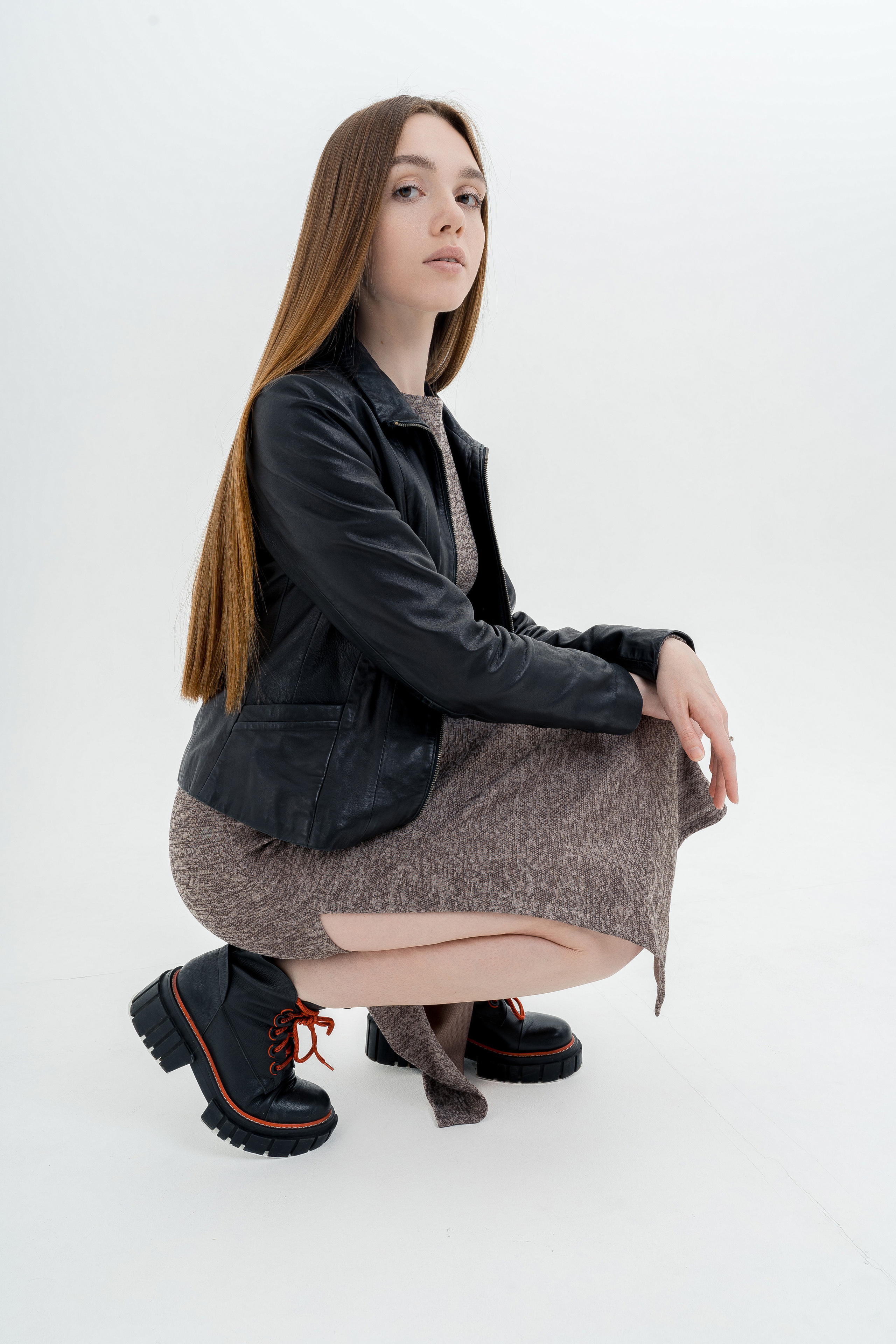 Съемка для маркетплейсов. Репетитор по биологии и химии ОГЭ ЕГЭ и нейрофотограф — Елизавета