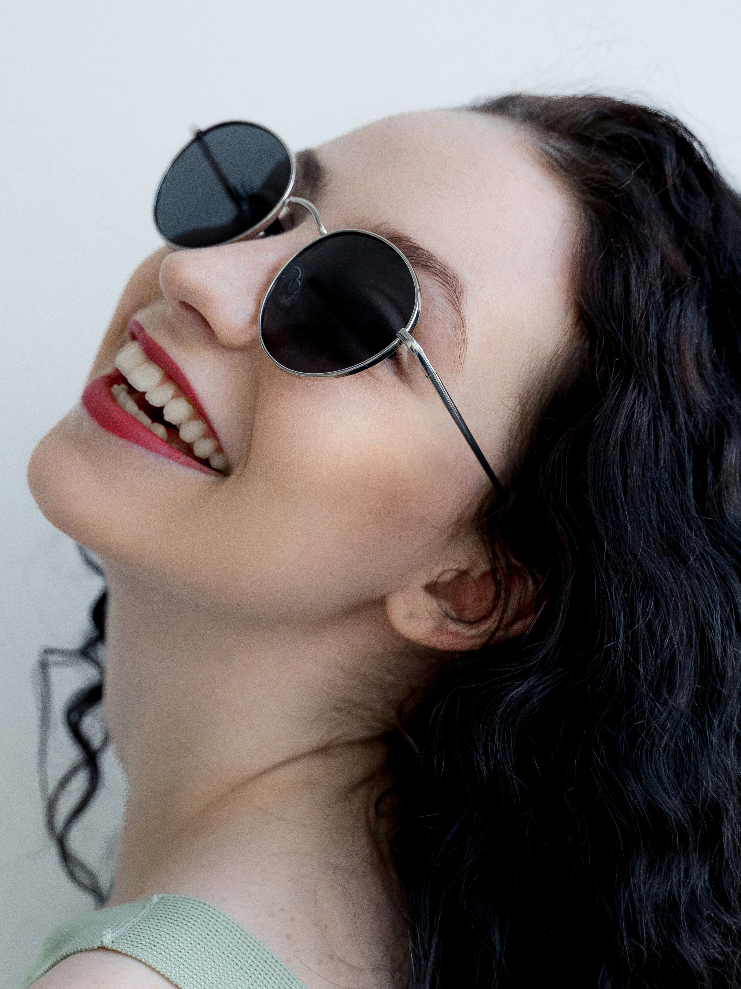 Съемка для маркетплейсов. Репетитор по биологии и химии ОГЭ ЕГЭ и нейрофотограф — Елизавета