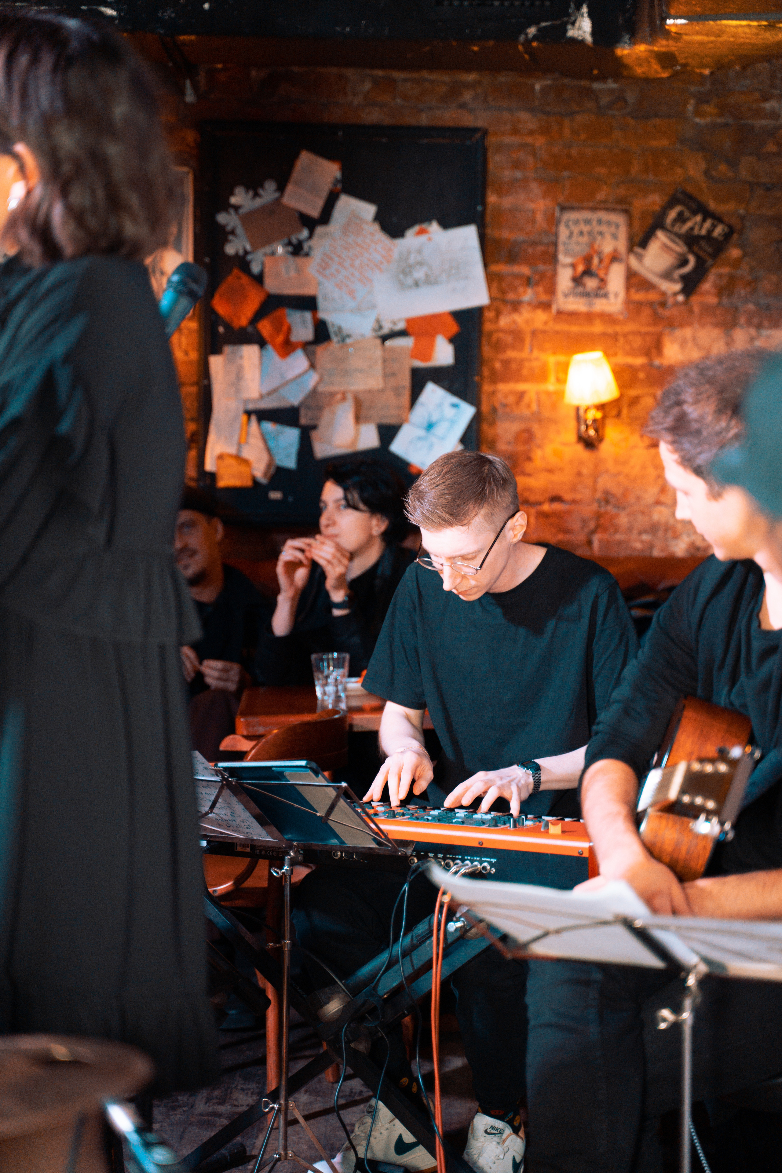 Репортажная съемка. Репетитор по биологии и химии ОГЭ ЕГЭ и нейрофотограф — Елизавета