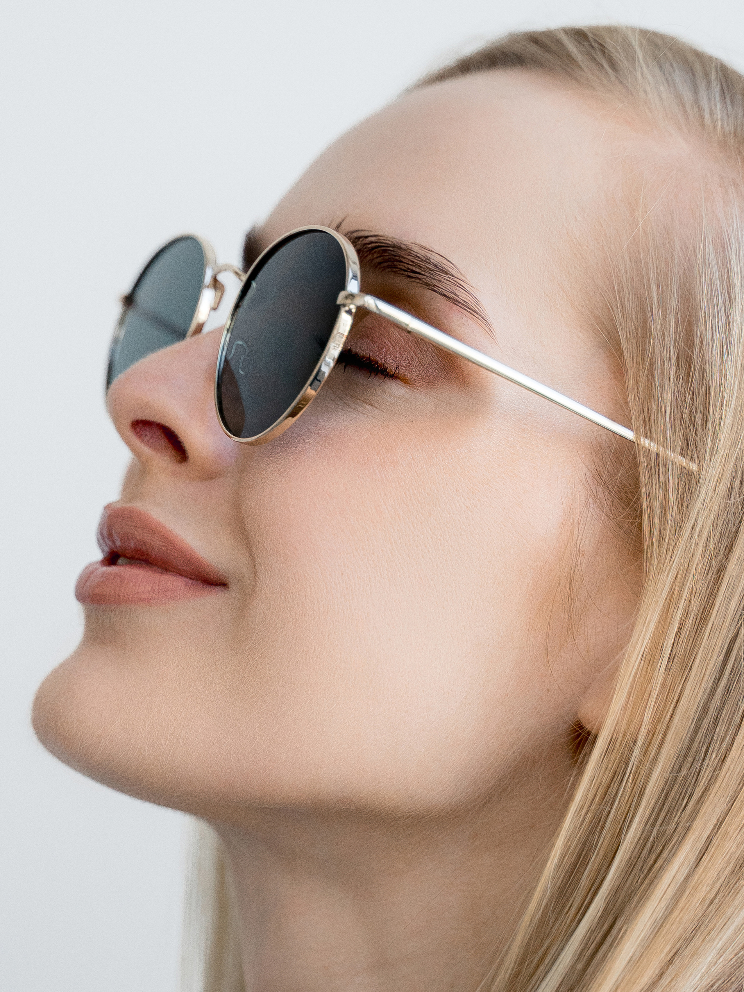 Съемка для маркетплейсов. Репетитор по биологии и химии ОГЭ ЕГЭ и нейрофотограф — Елизавета