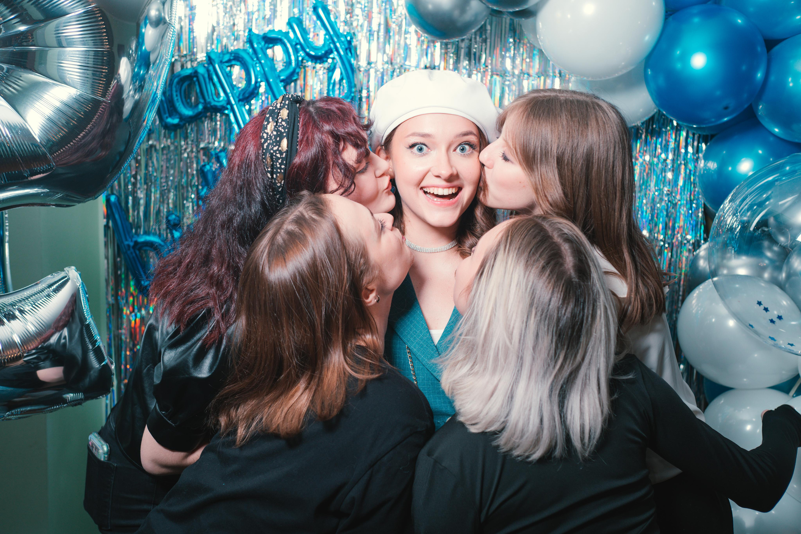 Репортажная съемка. Репетитор по биологии и химии ОГЭ ЕГЭ и нейрофотограф — Елизавета