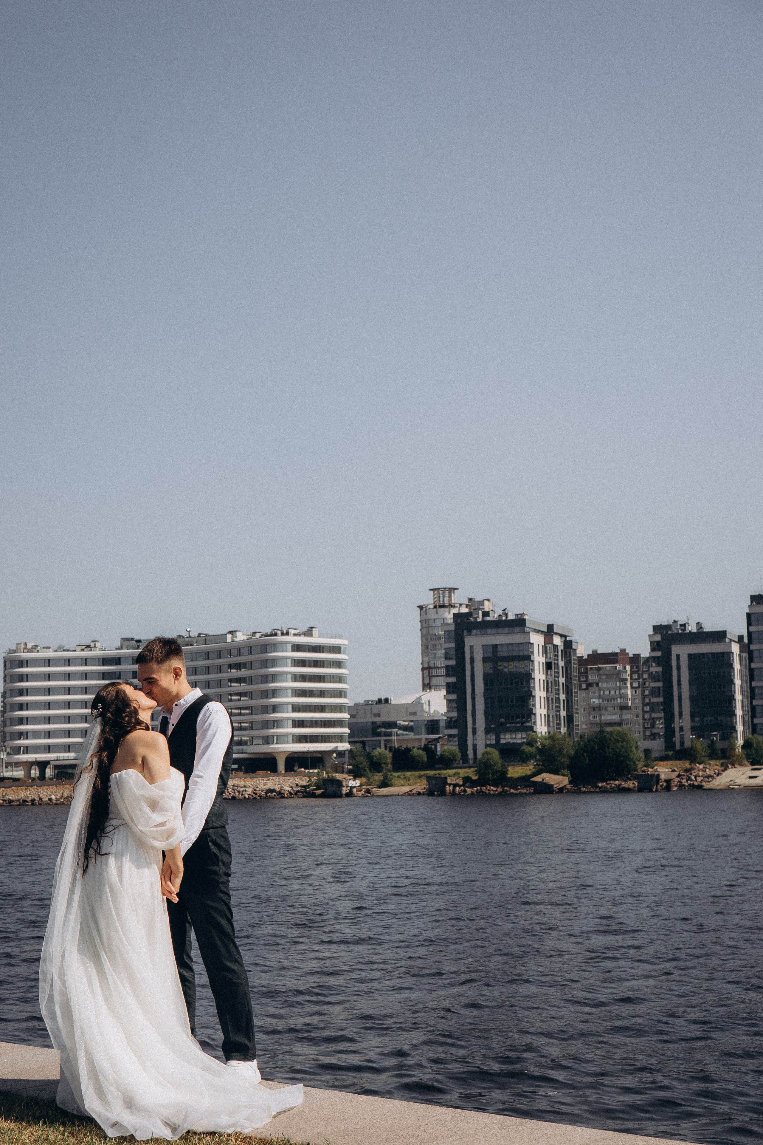СВАДЕБНАЯ СЬЕМК В ПАРКЕ 300-ЛЕТИЯ. Профессиональный фотограф, Санкт-Петербург — Виктория Богомолова