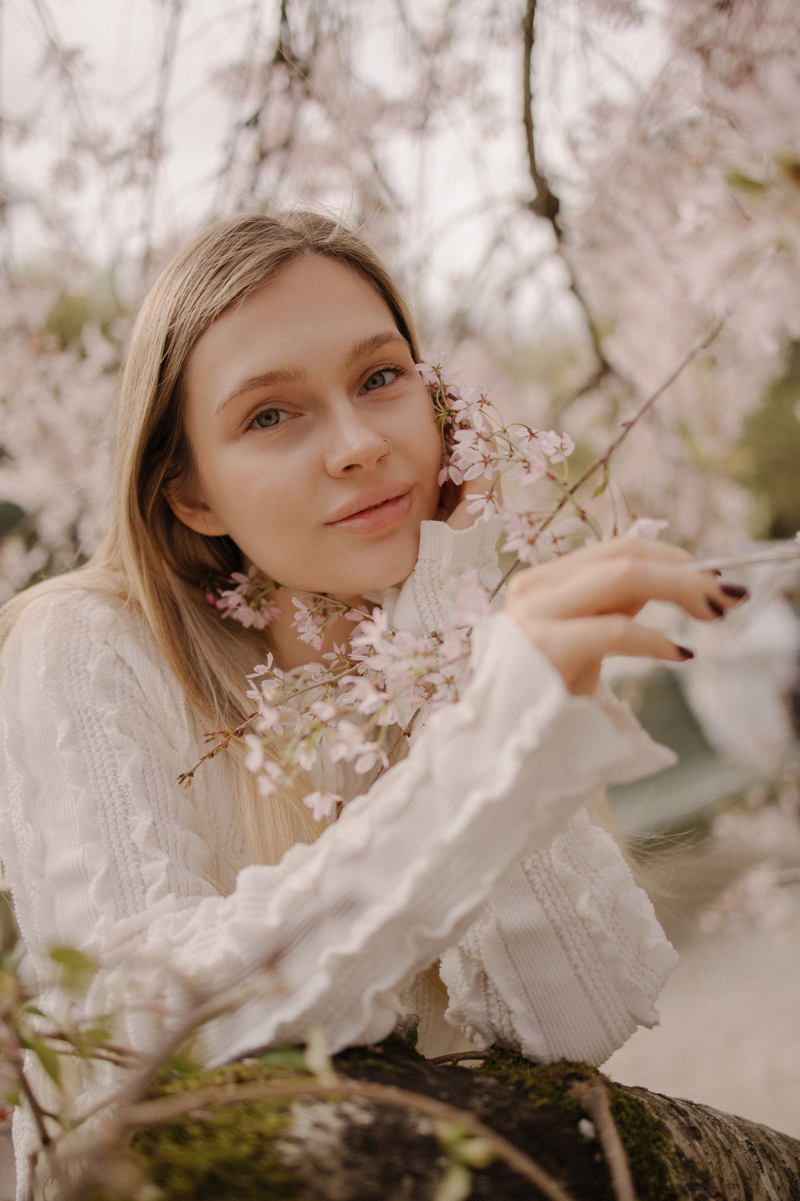 Света в сакуре. Фотограф Сочи Адлер Сириус Красная поляна Олеся Минив