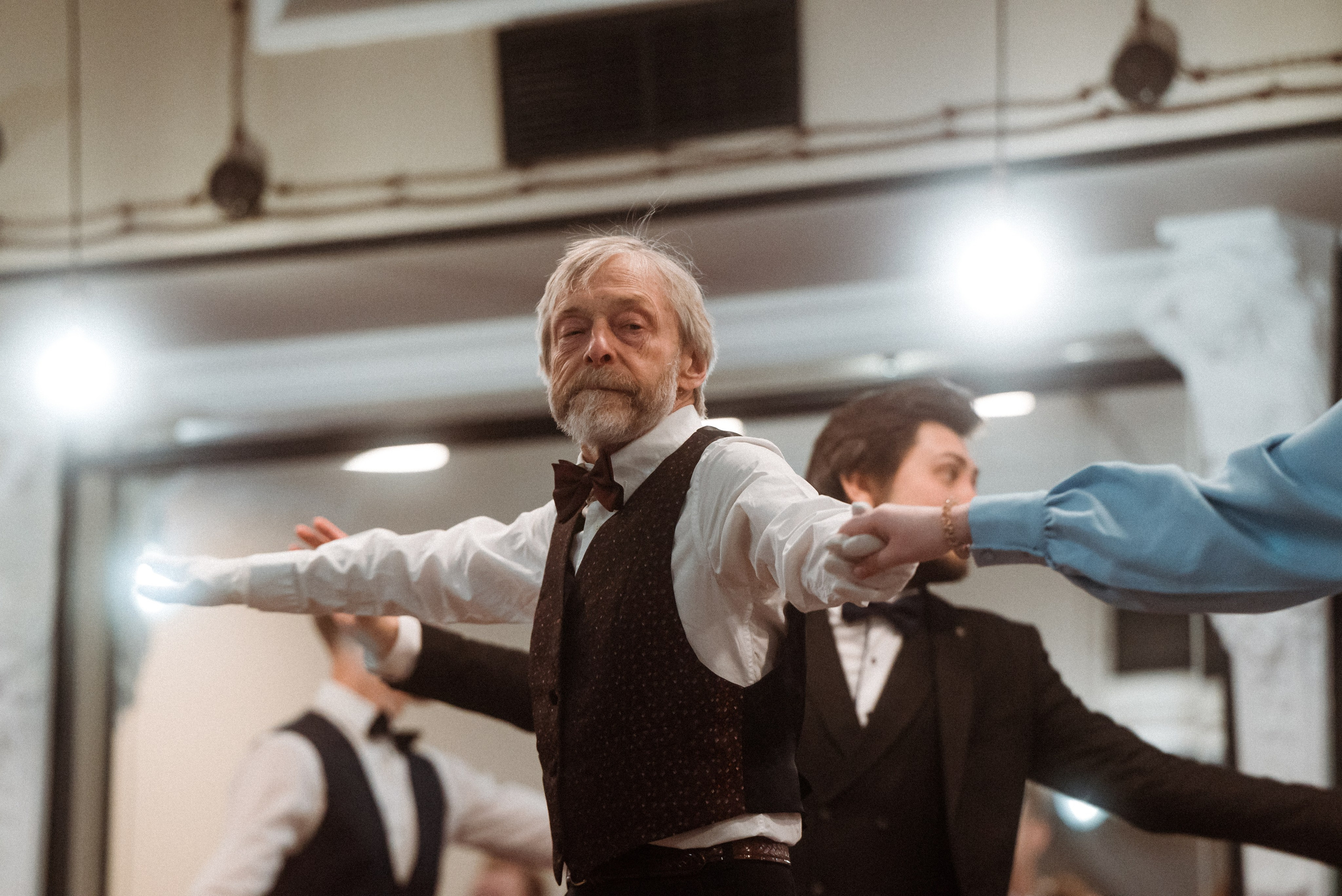 Танцевальный вечер школы «Реверанс». Портретный фотограф в СПб Степан Клеменче