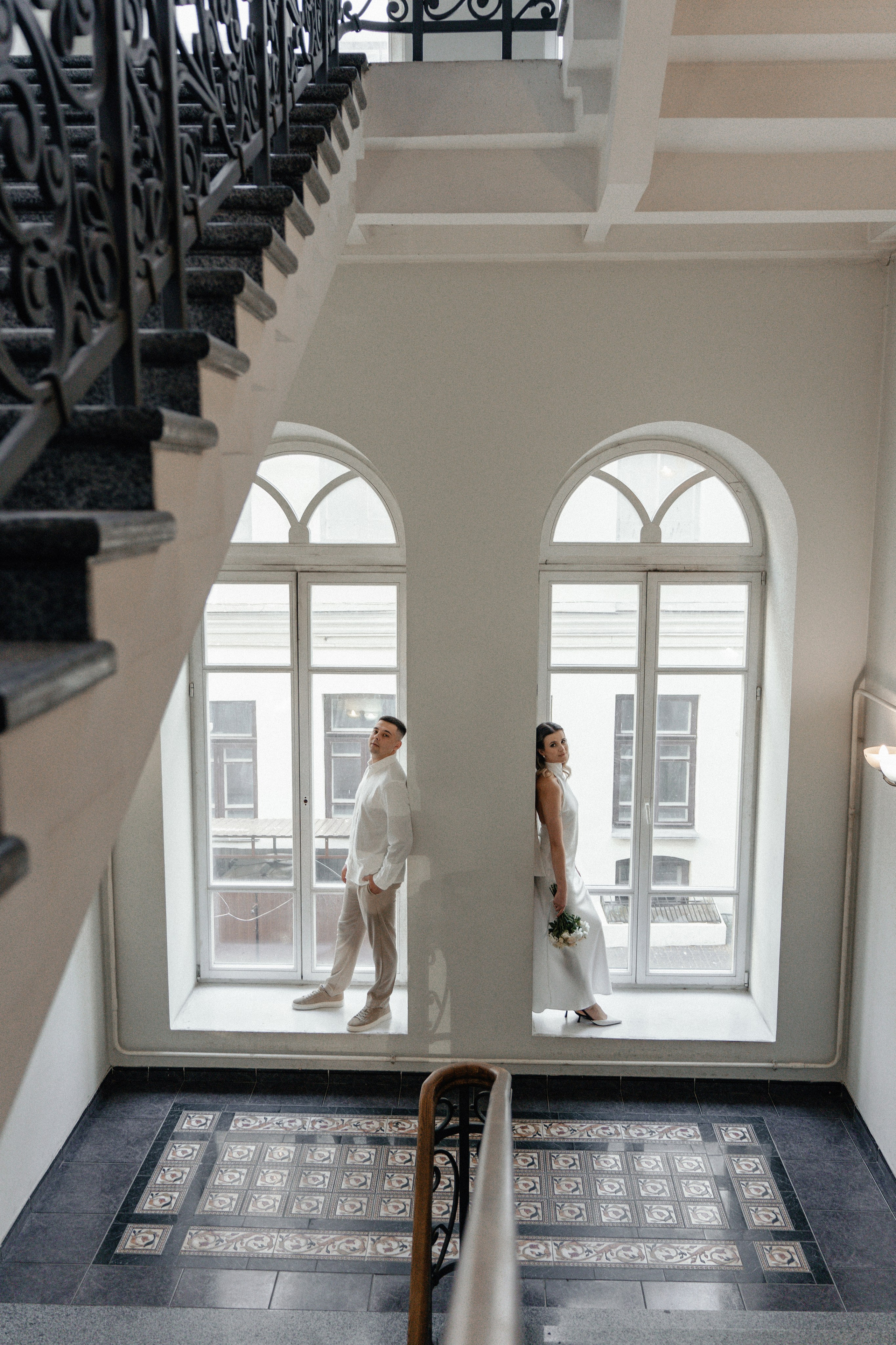 Любовь в одном знаменитом подъезде Минска. Ваш семейный фотограф в Минске — Вика Трегубова