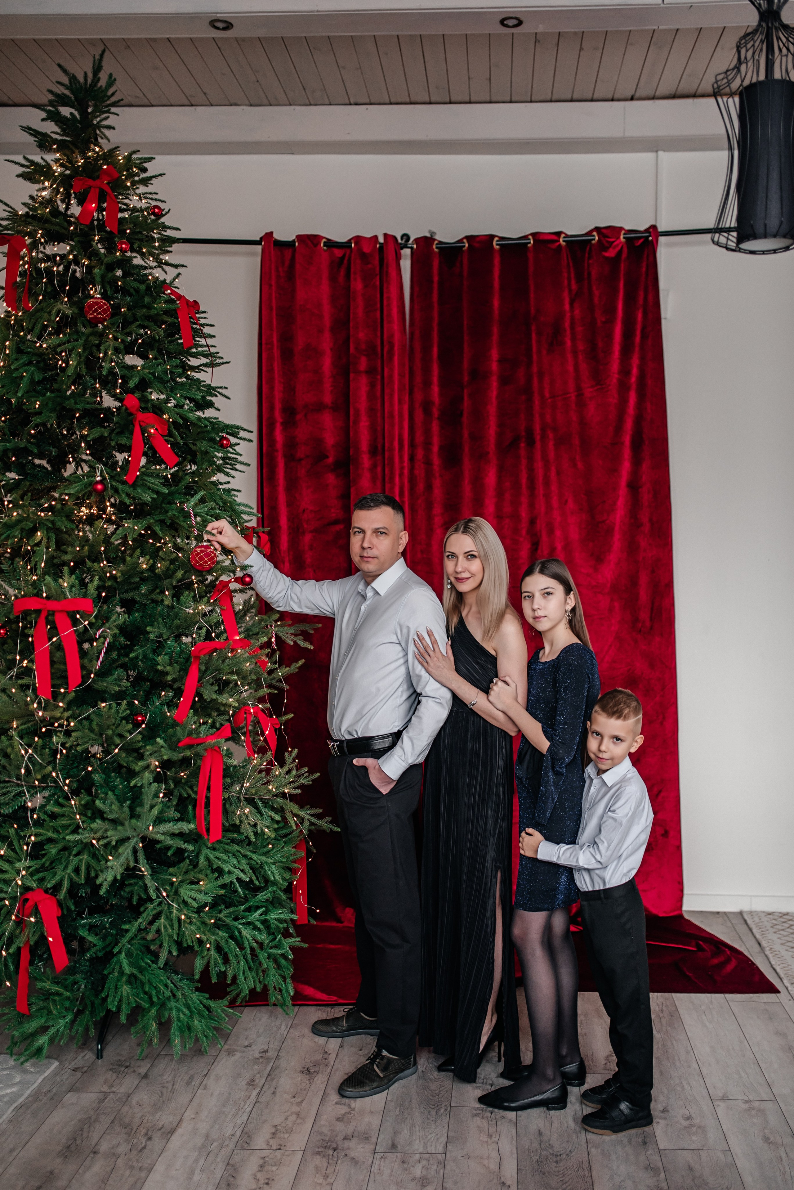 Новогодняя семейная, 2024. Главная