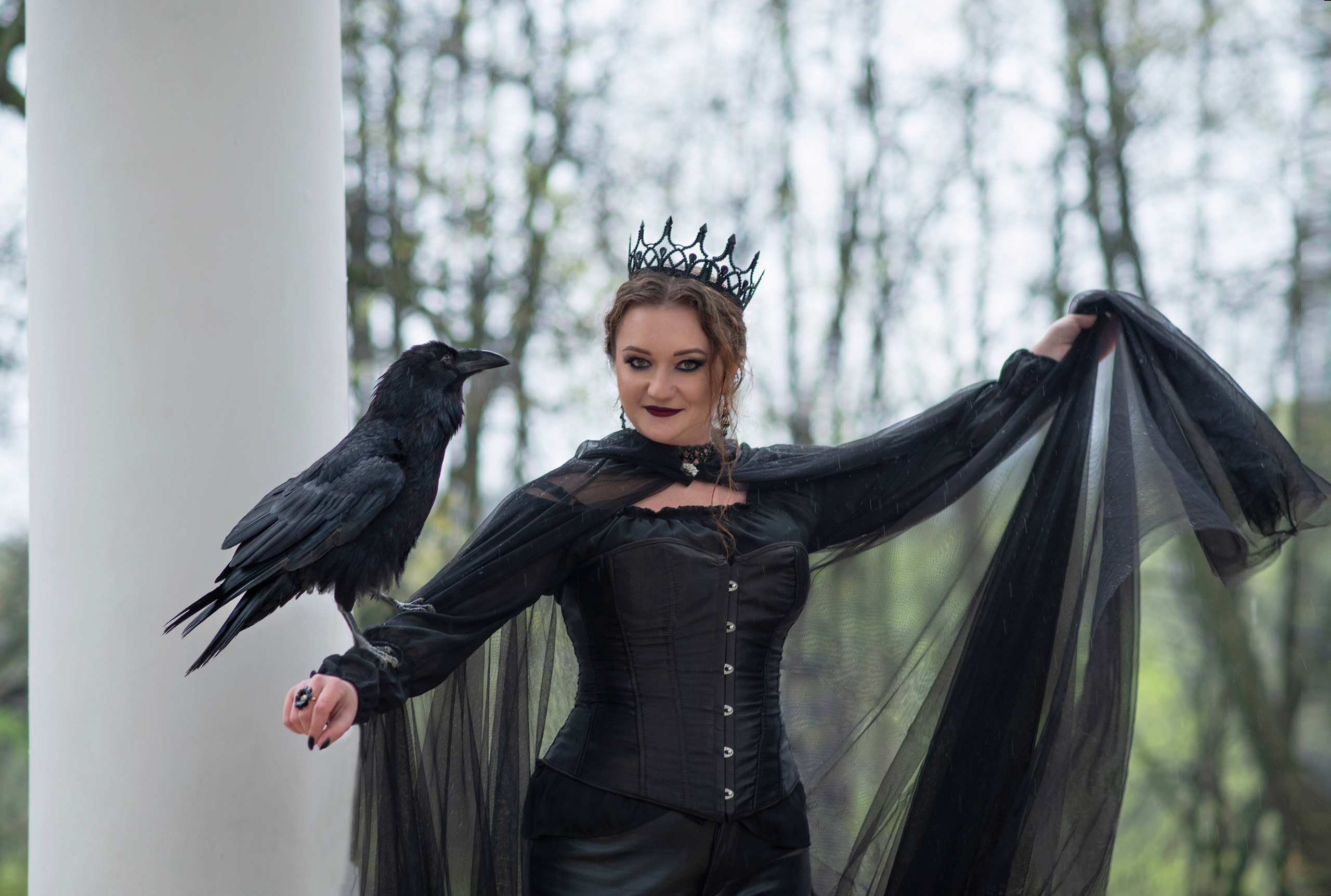 Черная Королева с вороном и конем. Анна Боровикова, фотограф Пушкино